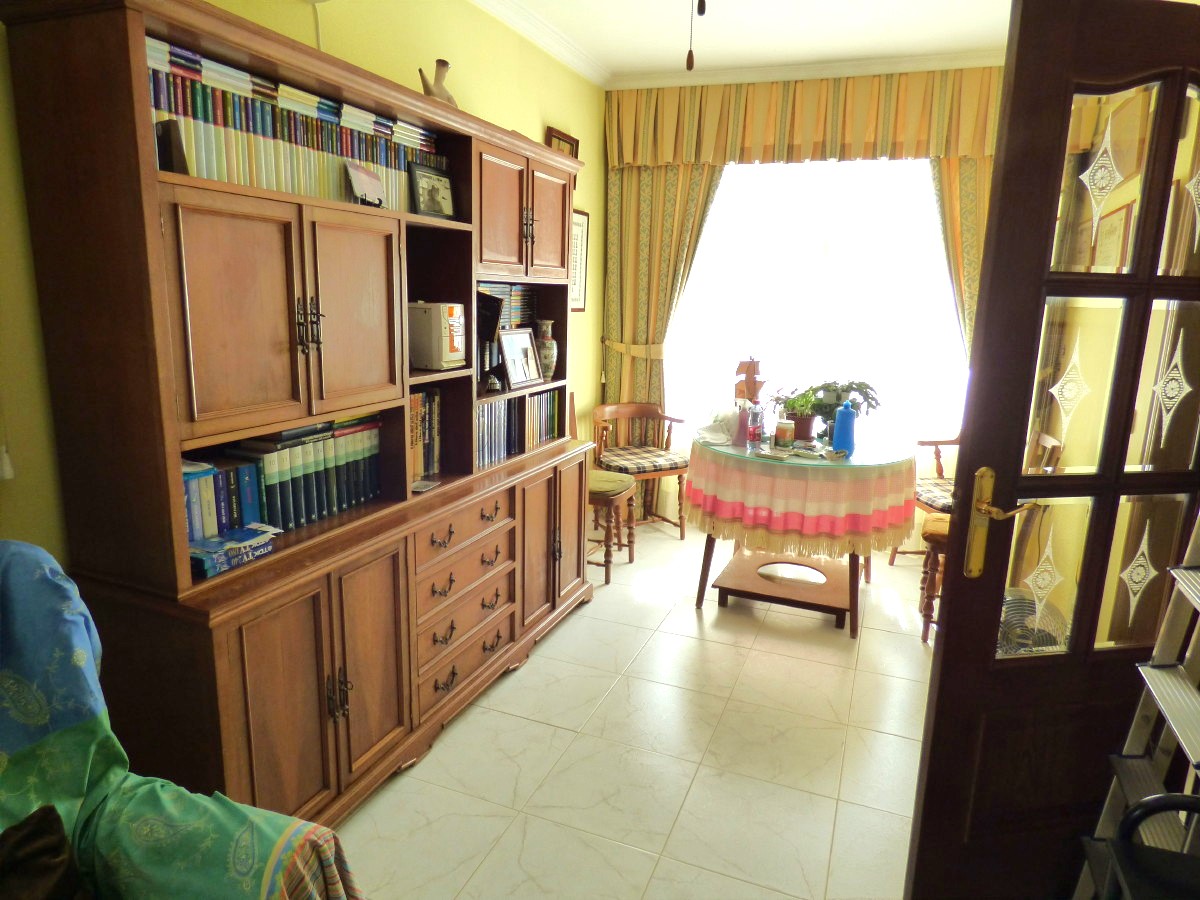 Villa in Benidorm, Alicante, Spain 6 bedrooms, 253 sq.m. No. 192485
