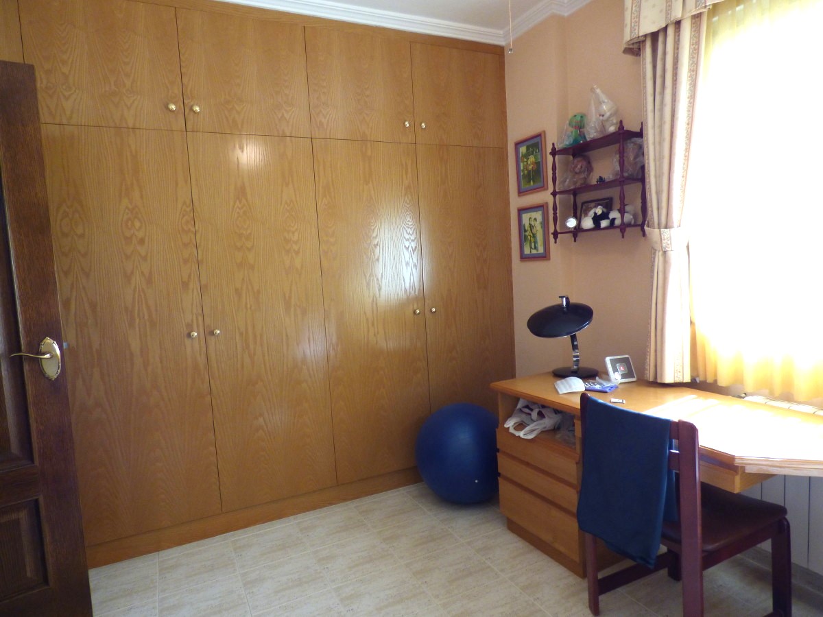 Villa in Benidorm, Alicante, Spain 6 bedrooms, 253 sq.m. No. 192485