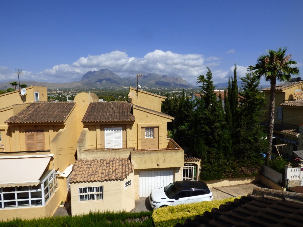 Villa in Benidorm, Alicante, Spain 6 bedrooms, 253 sq.m. No. 192485