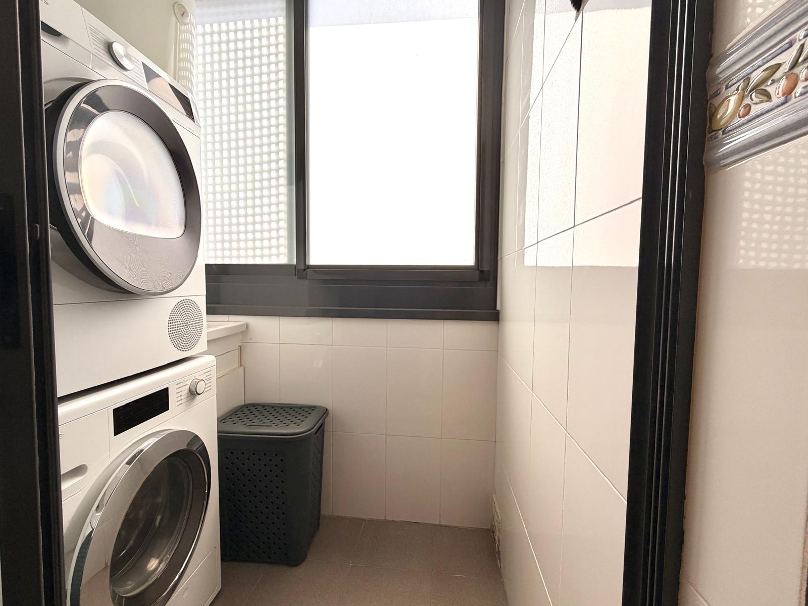 Appartamento a Villajoyosa, Alicante, Spagna 3 camere da letto, 103 mq. N° 192483