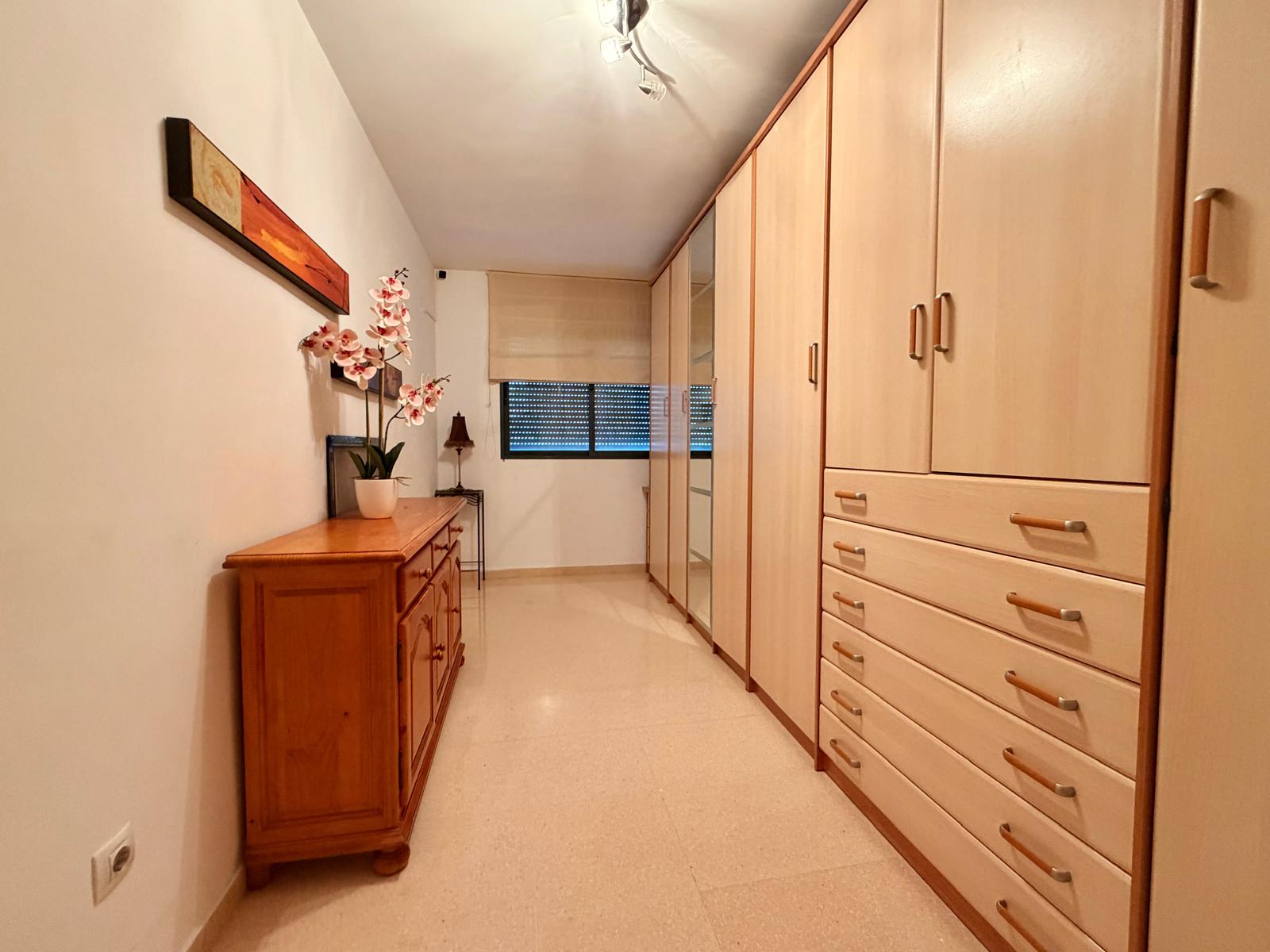 Appartamento a Villajoyosa, Alicante, Spagna 3 camere da letto, 103 mq. N° 192483