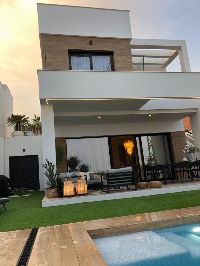 Apartment in Finestrat, Alicante, Spain 3 bedrooms, 210 sq.m. No. 165127