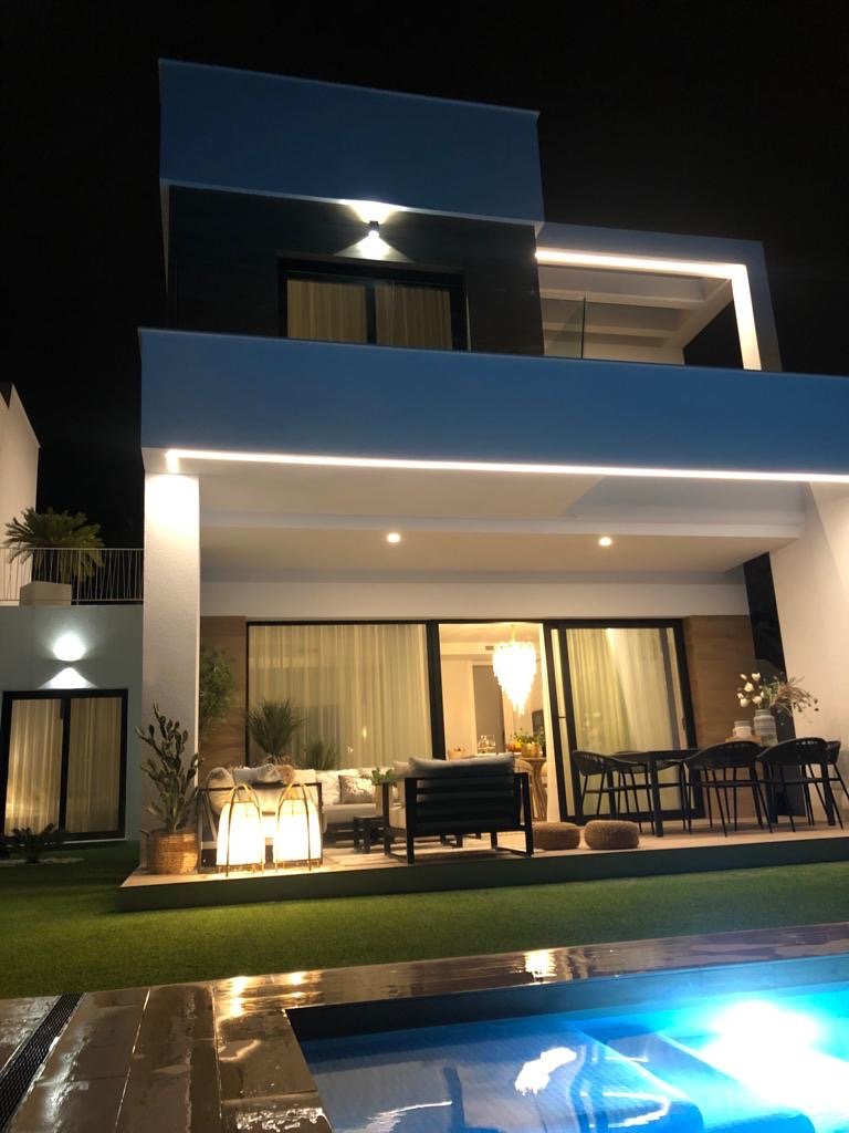 Apartment in Finestrat, Alicante, Spain 3 bedrooms, 210 sq.m. No. 165127