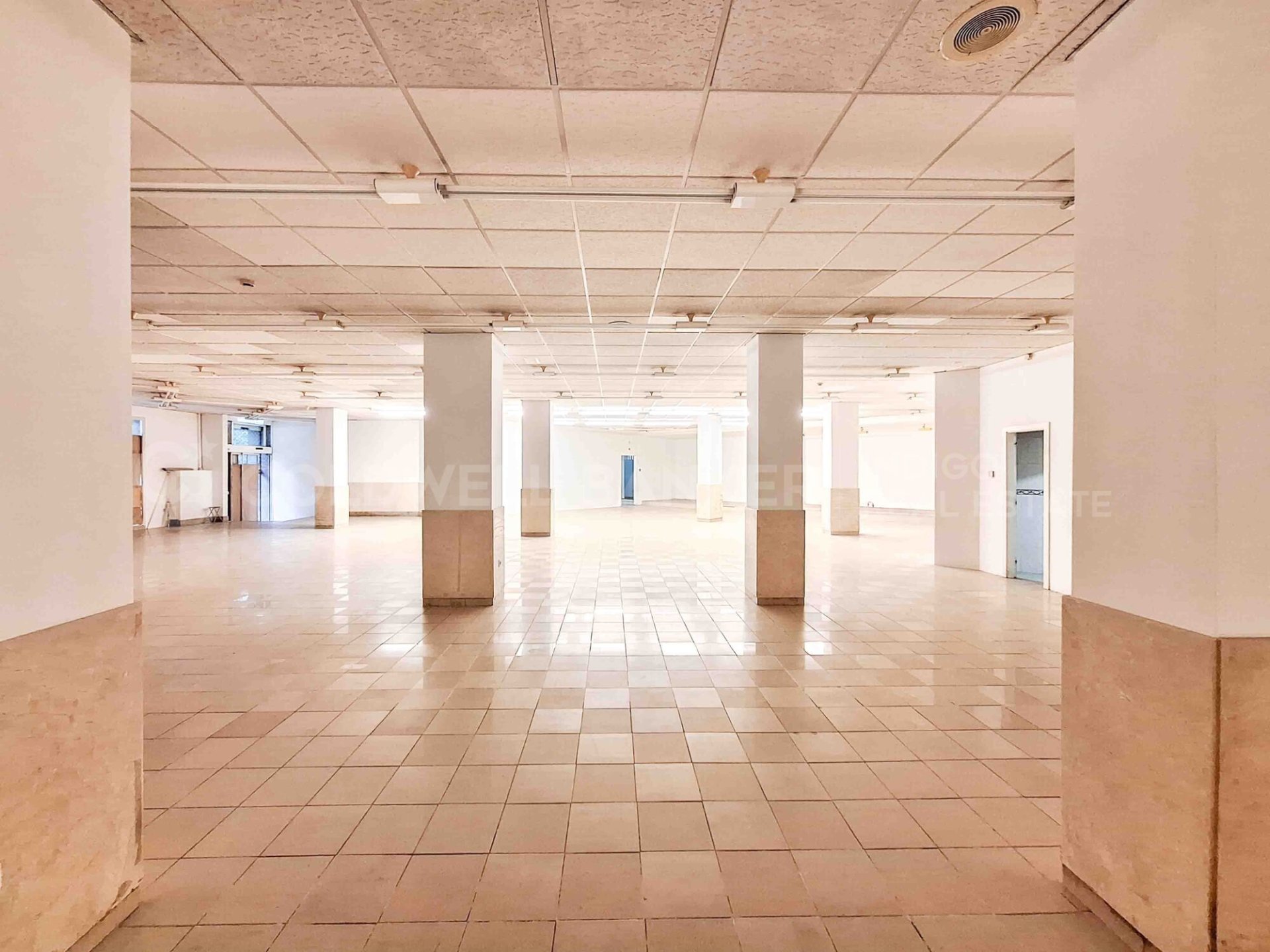 Propiedad comercial en Pontevedra, España 365 m2 No. 160451