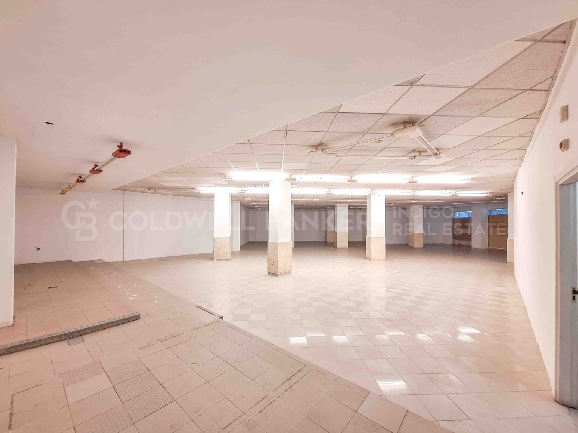 Propiedad comercial en Pontevedra, España 365 m2 No. 160451