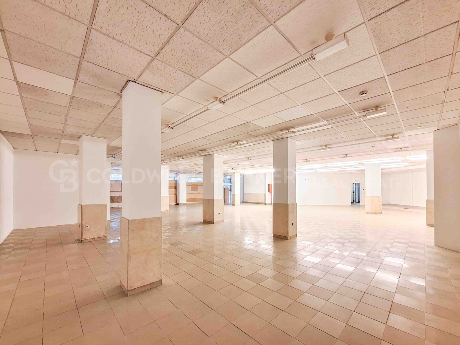 Propiedad comercial en Pontevedra, España 365 m2 No. 160451