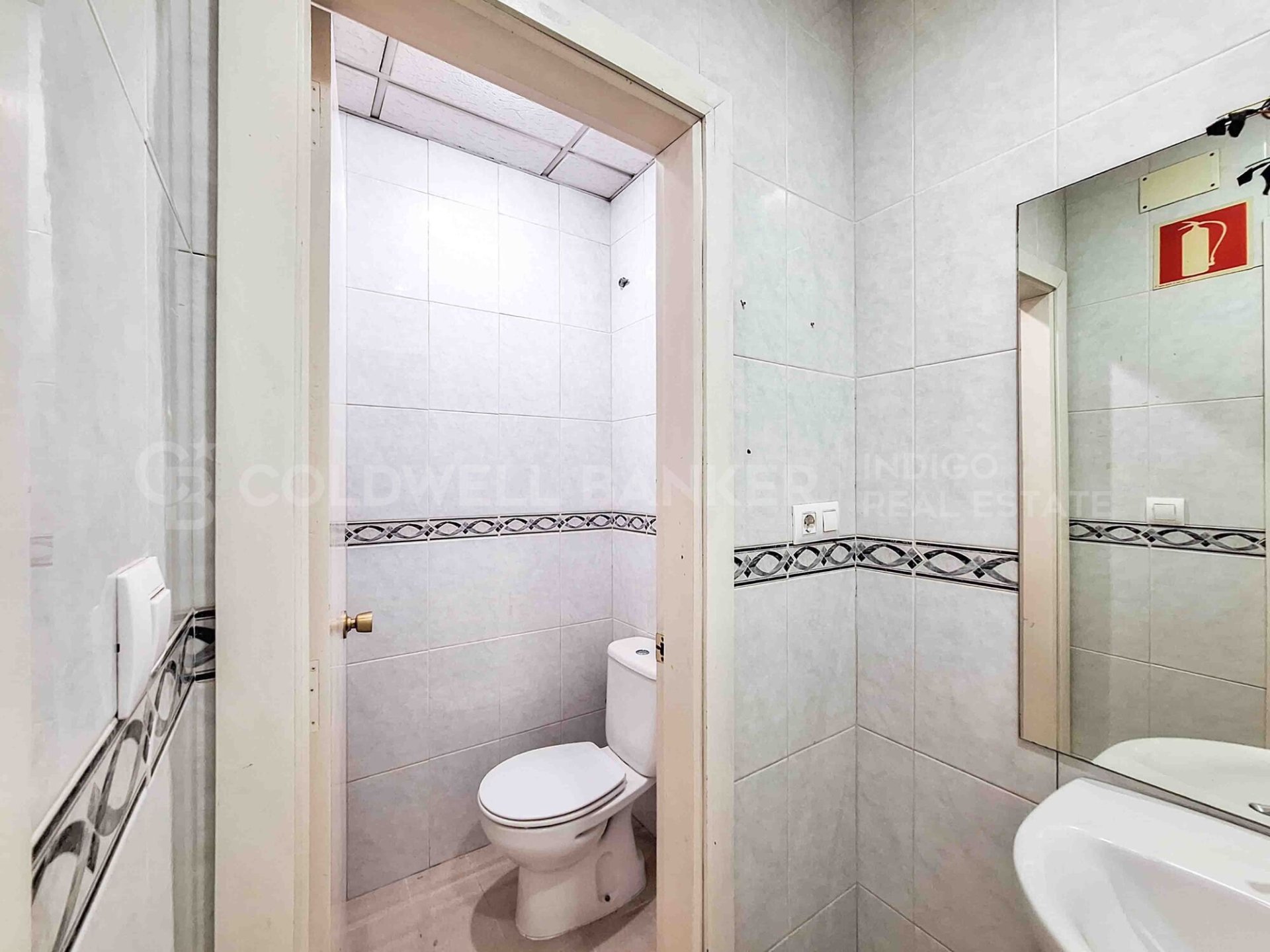 Propiedad comercial en Pontevedra, España 365 m2 No. 160451