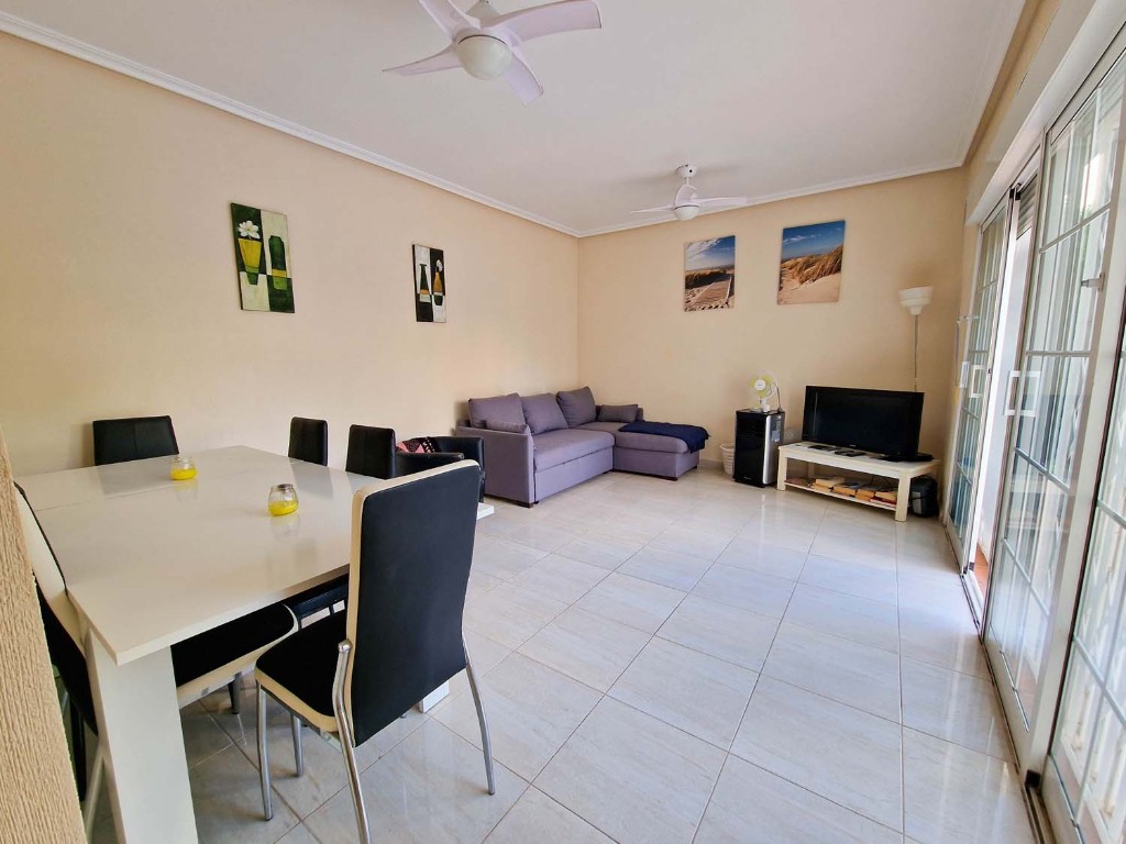 Villa in Playa Flamenca II, Alicante, Spanien 4 Schlafzimmer, 200 m2 Nr. 145075