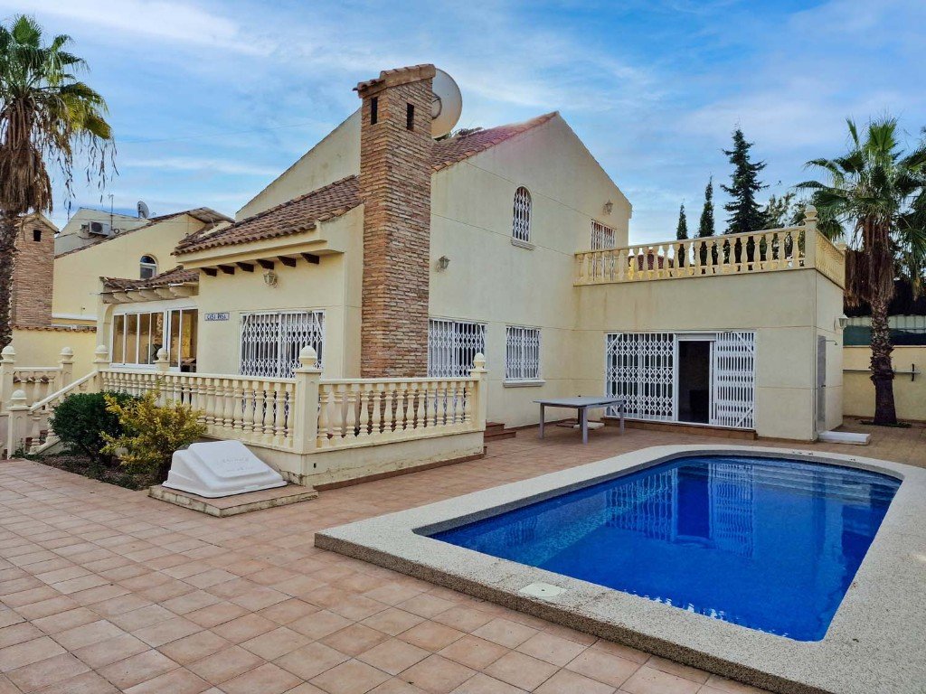 Villa in Playa Flamenca II, Alicante, Spanien 4 Schlafzimmer, 200 m2 Nr. 145075