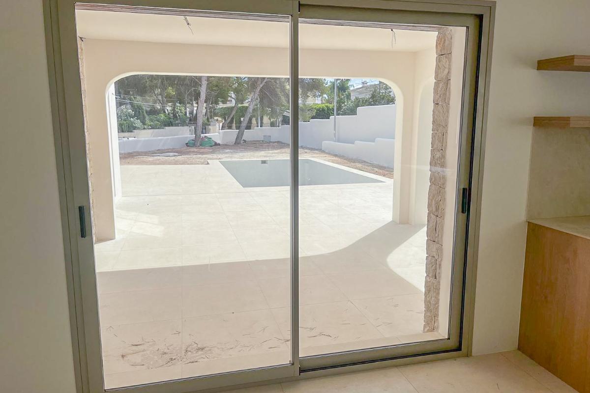 Villa i Moraira, Alicante, Spanien 3 sovrum, 216 kvm. Nr. 97273