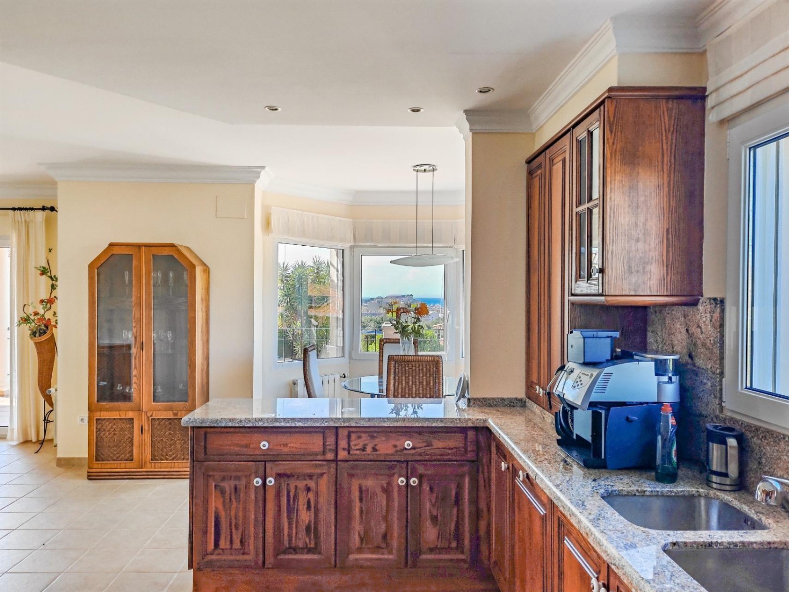 Villa à Denia, Alicante, Espagne 4 chambres, 292 m2 No. 193605