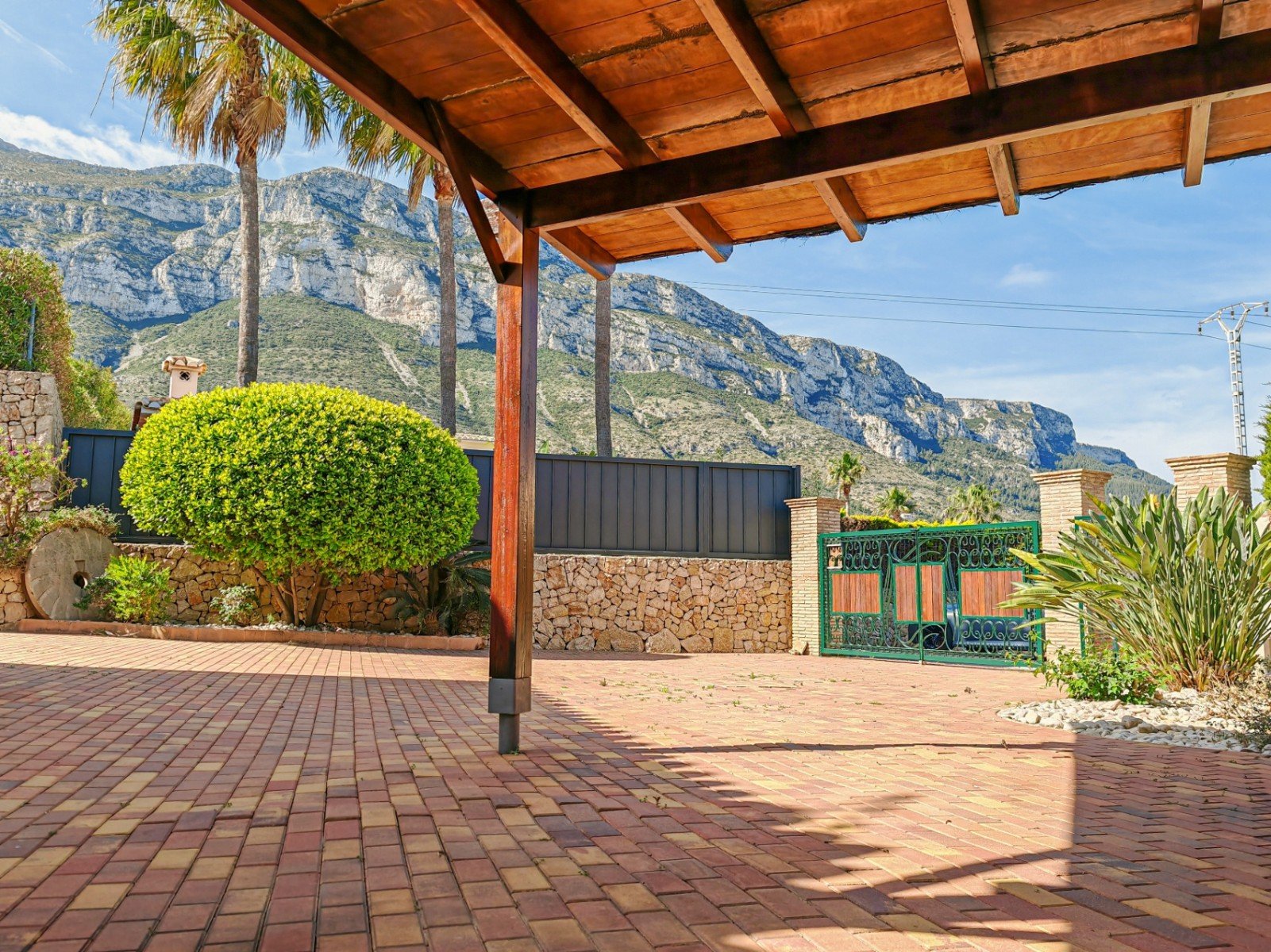 Villa à Denia, Alicante, Espagne 3 chambres, 181 m2 No. 193604