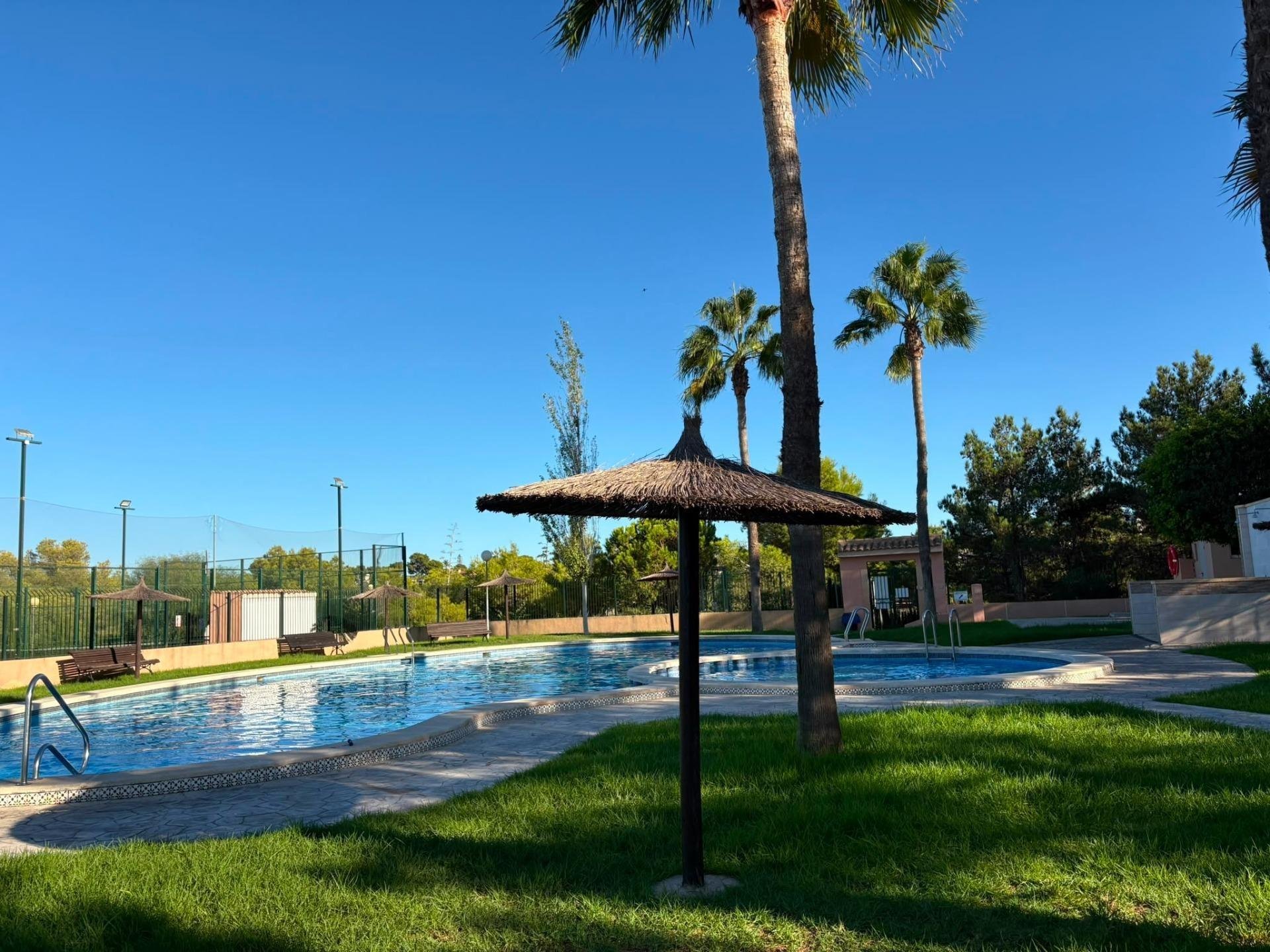 Apartament w Los Altos, Alicante, Hiszpania 6 sypialni, 219 mkw. nr 196761