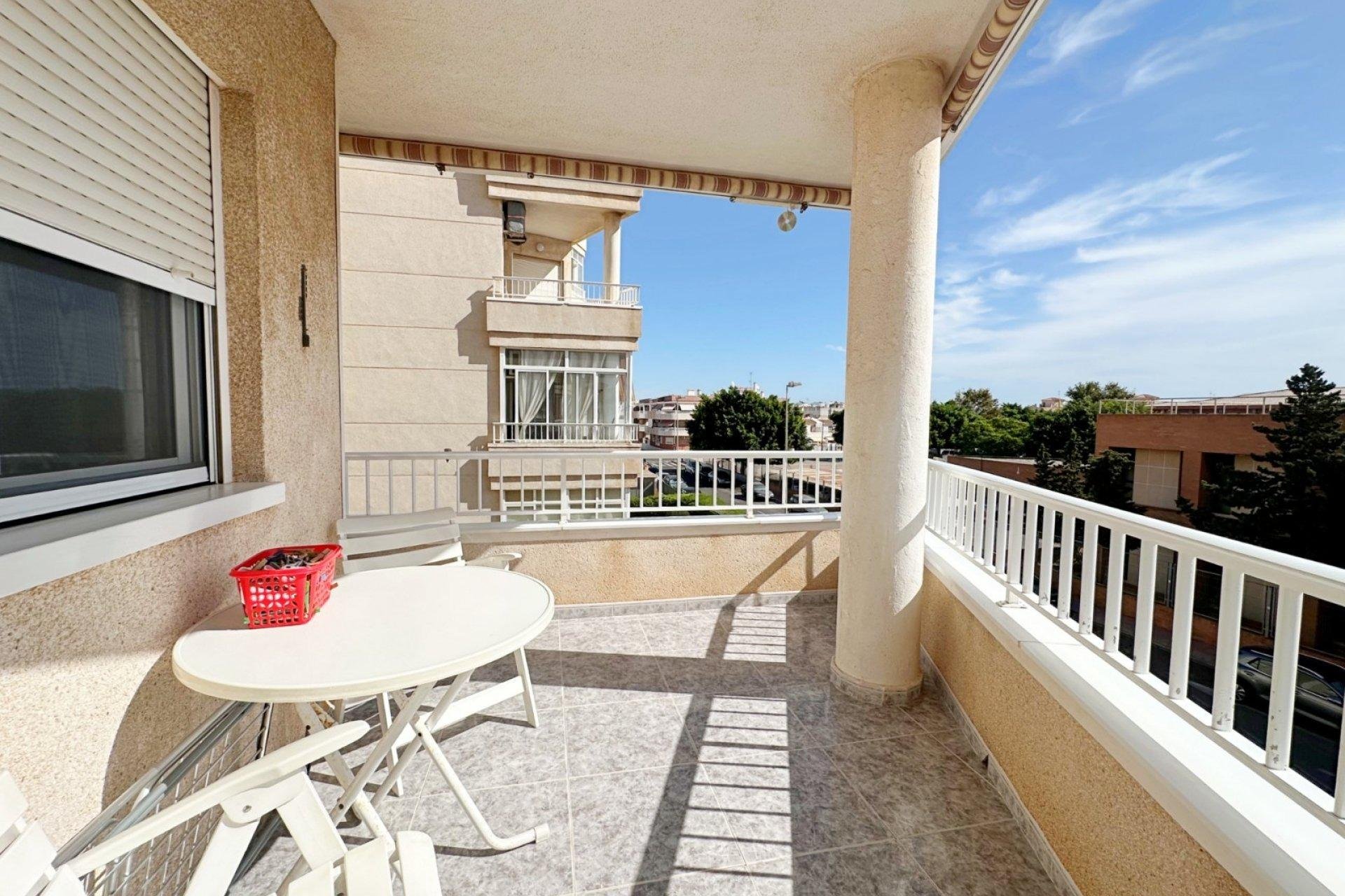 Dzīvoklis Torrevieja, Alicante, Spānijā 2 istabas, 56 m2 Nr. 196763
