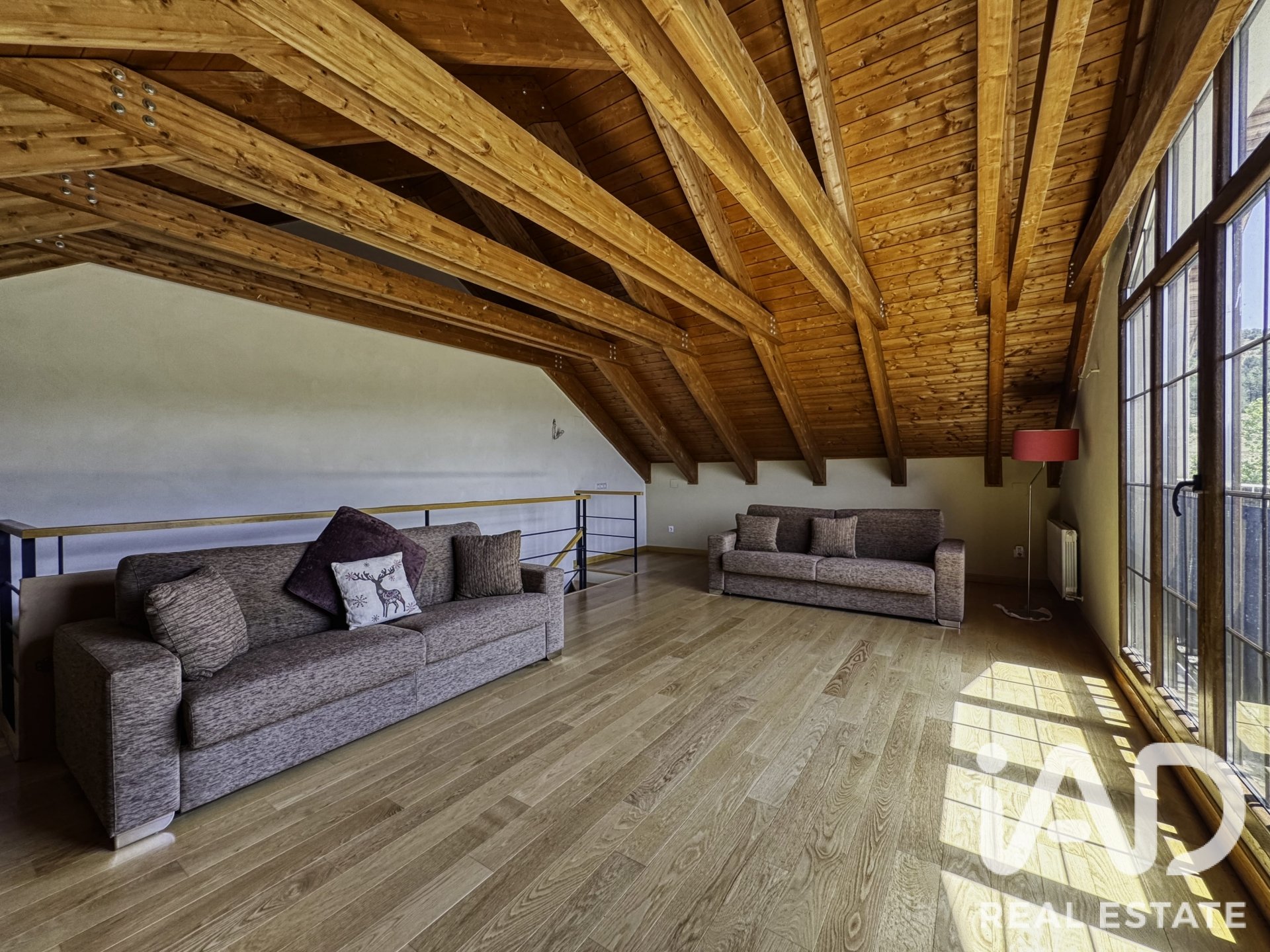 Villetta a schiera a Teruel, Spagna 3 camere da letto, 493 mq. N° 188110