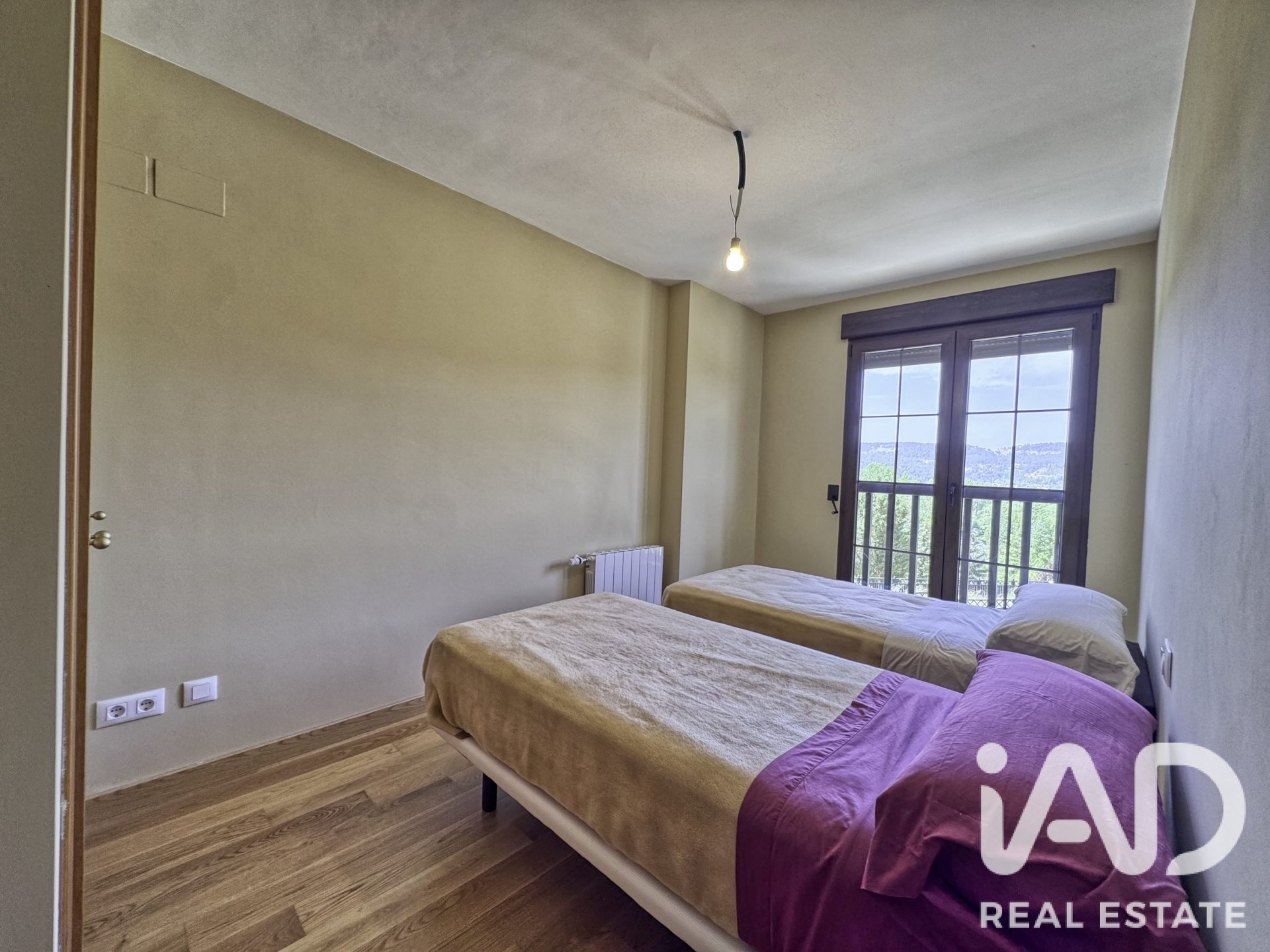 Villetta a schiera a Teruel, Spagna 3 camere da letto, 493 mq. N° 188110