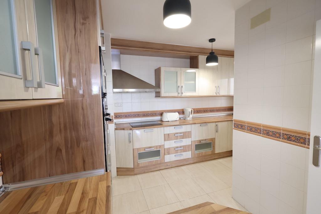 Appartamento a Torrevieja, Alicante, Spagna 3 camere da letto, 110 mq. N° 165407