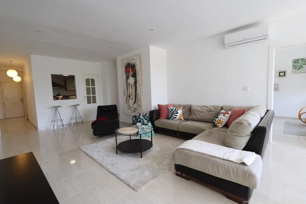 Appartamento a Torrevieja, Alicante, Spagna 3 camere da letto, 110 mq. N° 165407