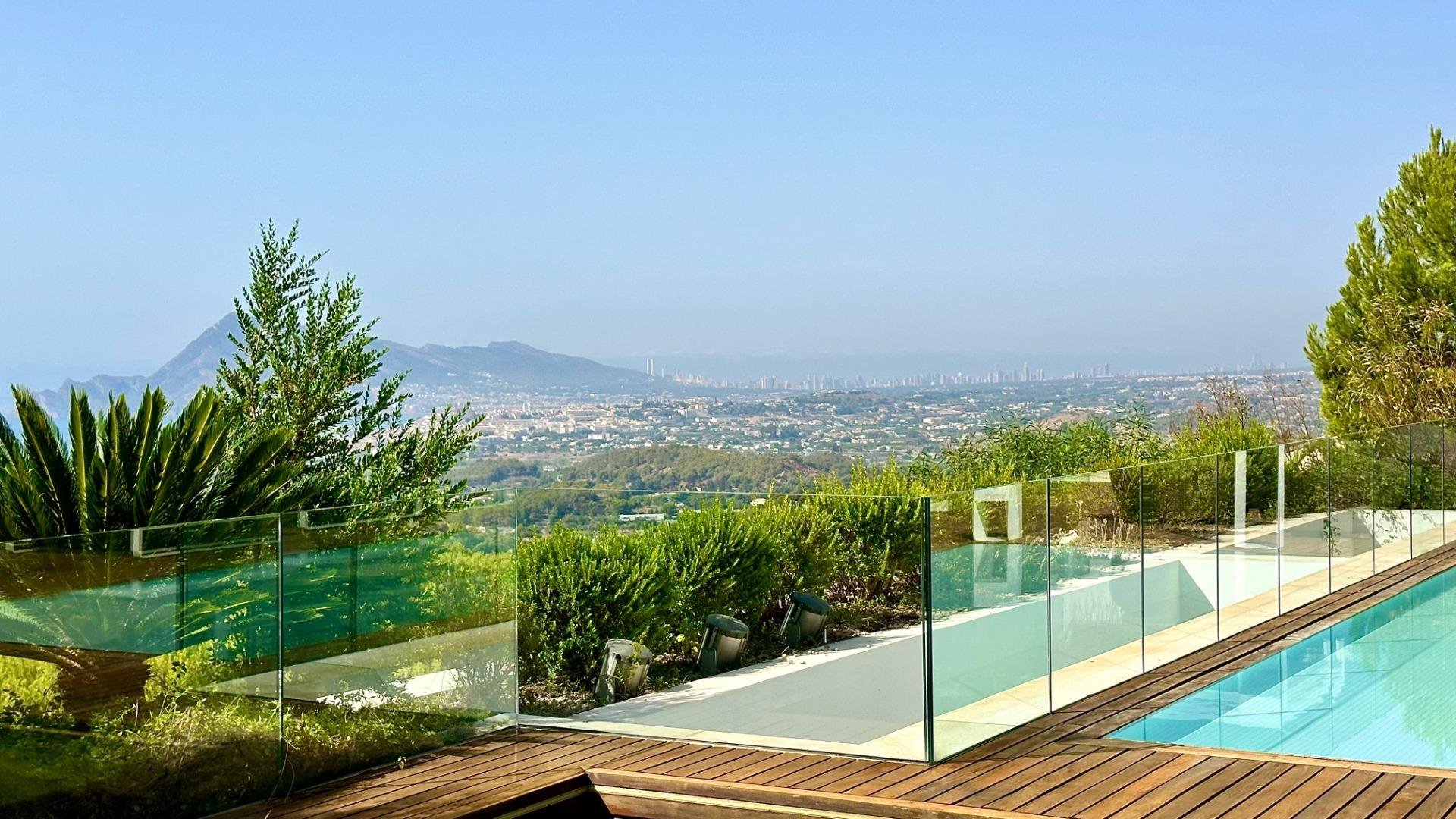 Villa en Altea, Alicante, España 4 dormitorios, 373 m2 No. 165403
