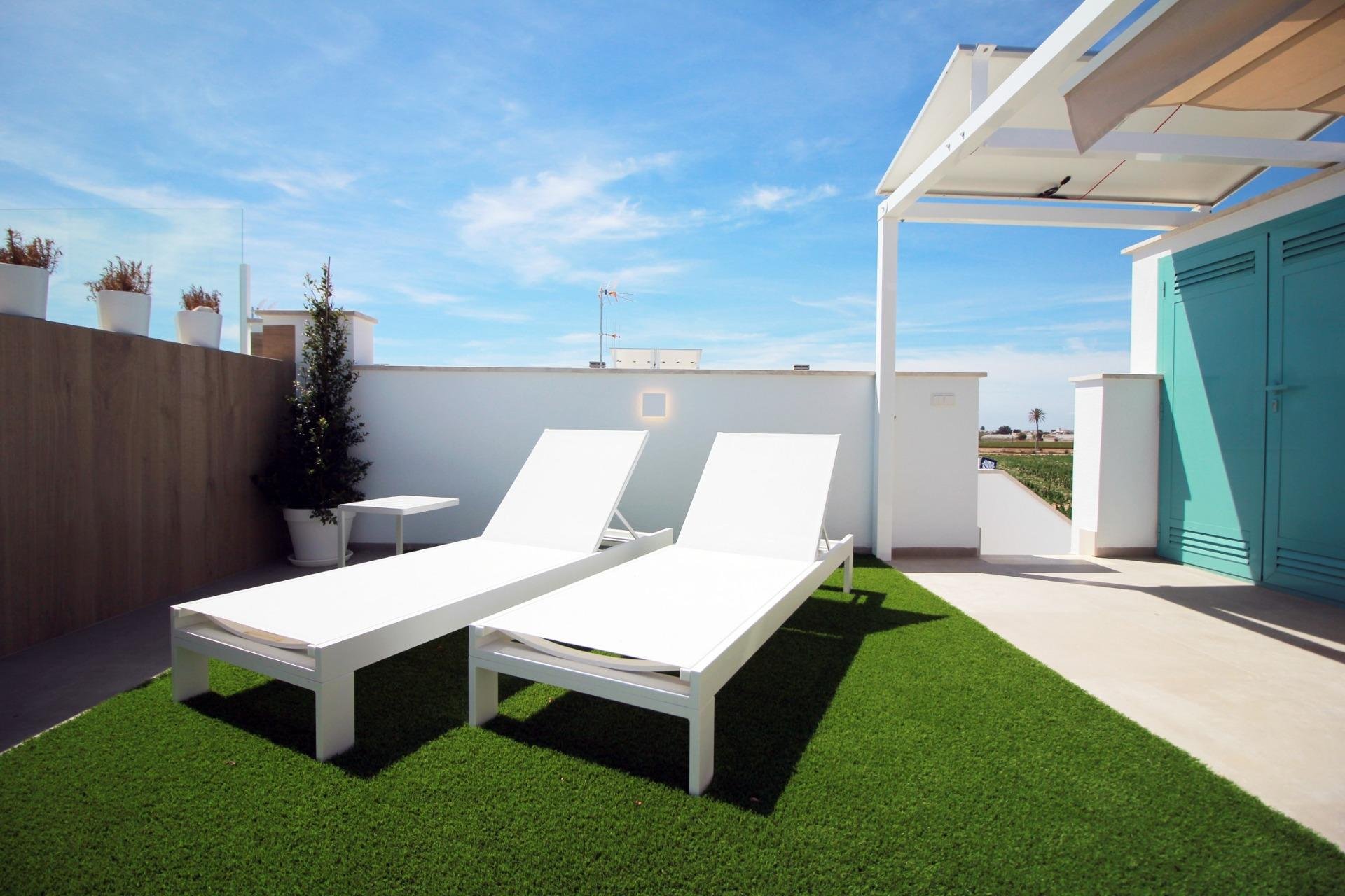 Bungalow en Torre de la Horadada, Alicante, España 2 dormitorios, 68 m2 No. 141539