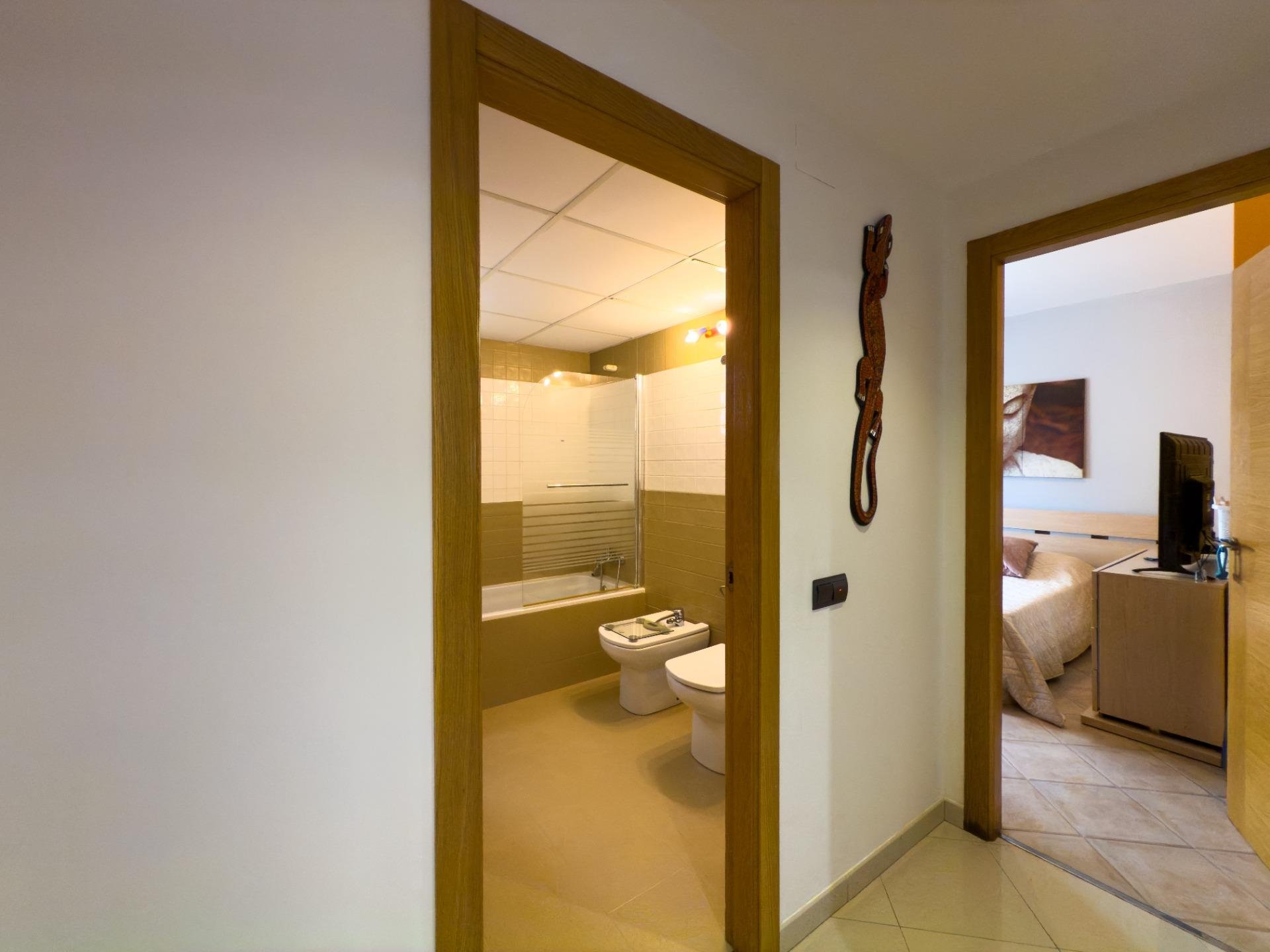 Apartment in Jijona, Alicante, Spain 5 bedrooms, 180 sq.m. No. 168780
