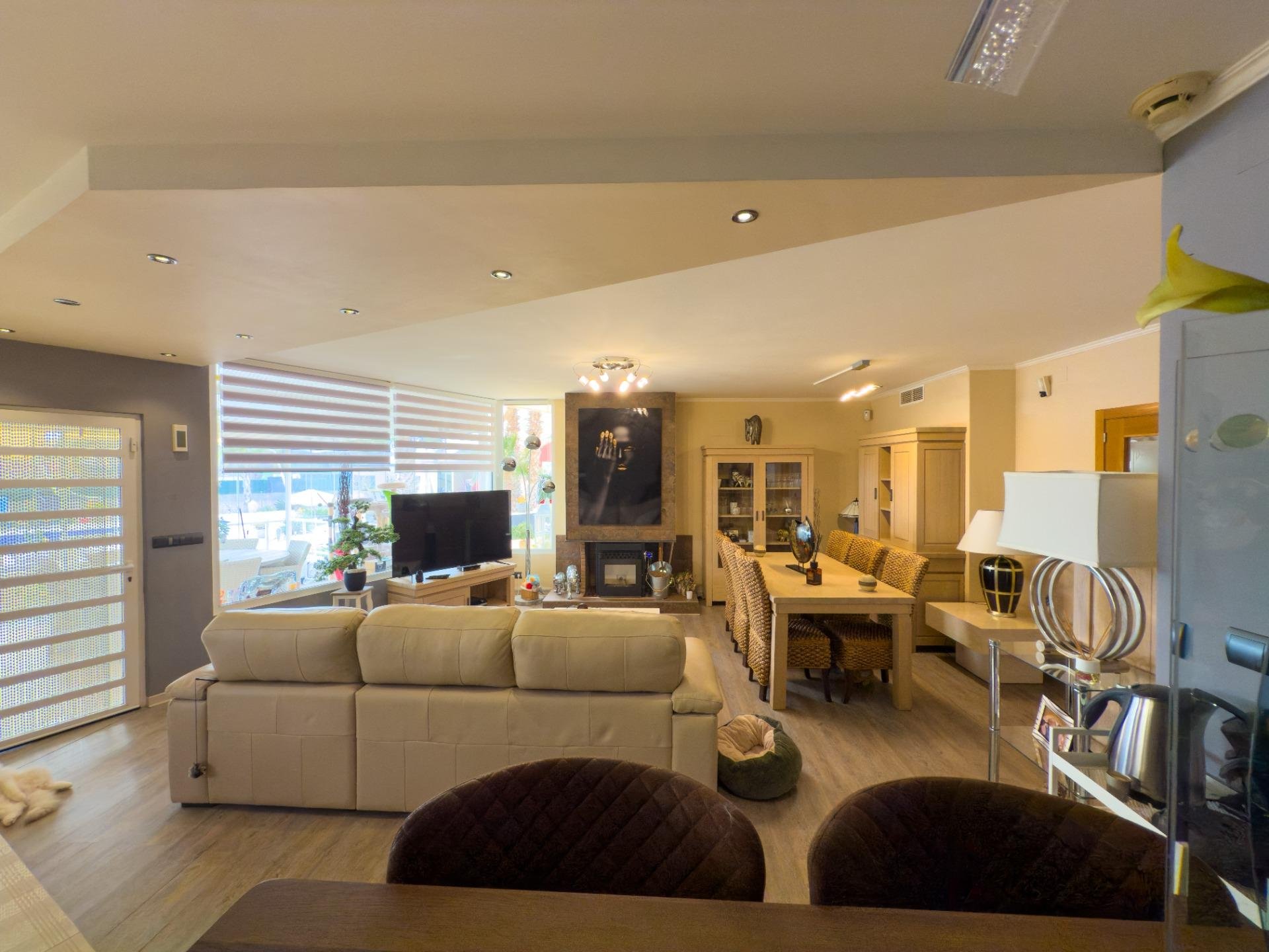 Apartment in Jijona, Alicante, Spain 5 bedrooms, 180 sq.m. No. 168780