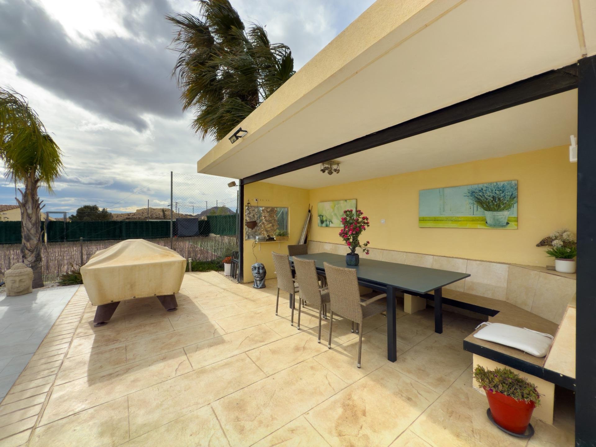Apartment in Jijona, Alicante, Spain 5 bedrooms, 180 sq.m. No. 168780