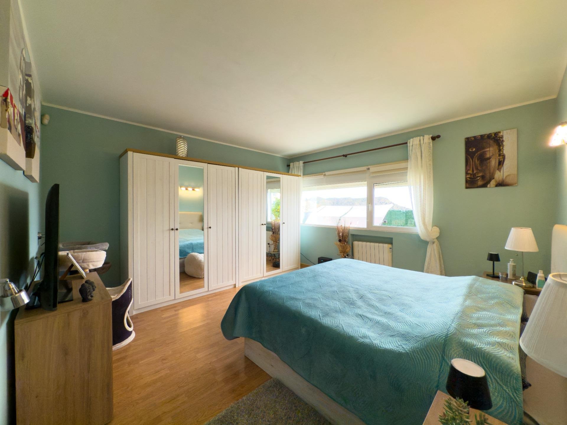 Apartment in Jijona, Alicante, Spain 5 bedrooms, 180 sq.m. No. 168780