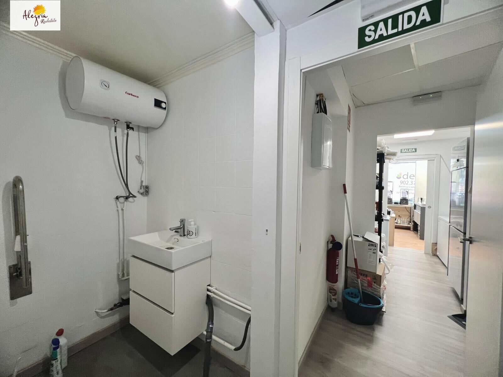 Komerciāls īpašums Valencia, Spānijā 2 istabas, 62 m2 Nr. 186834