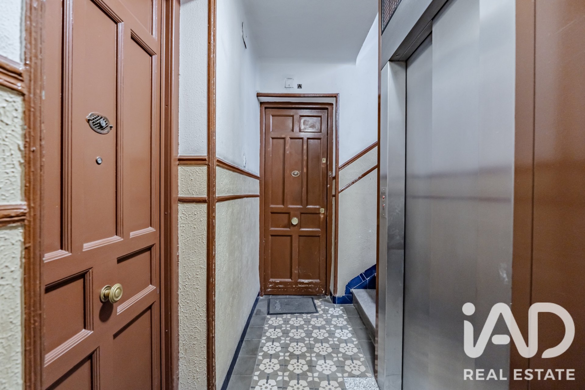Huoneisto Madrid, Espanja 2 makuuhuonetta, 82.35 m2 No. 188094