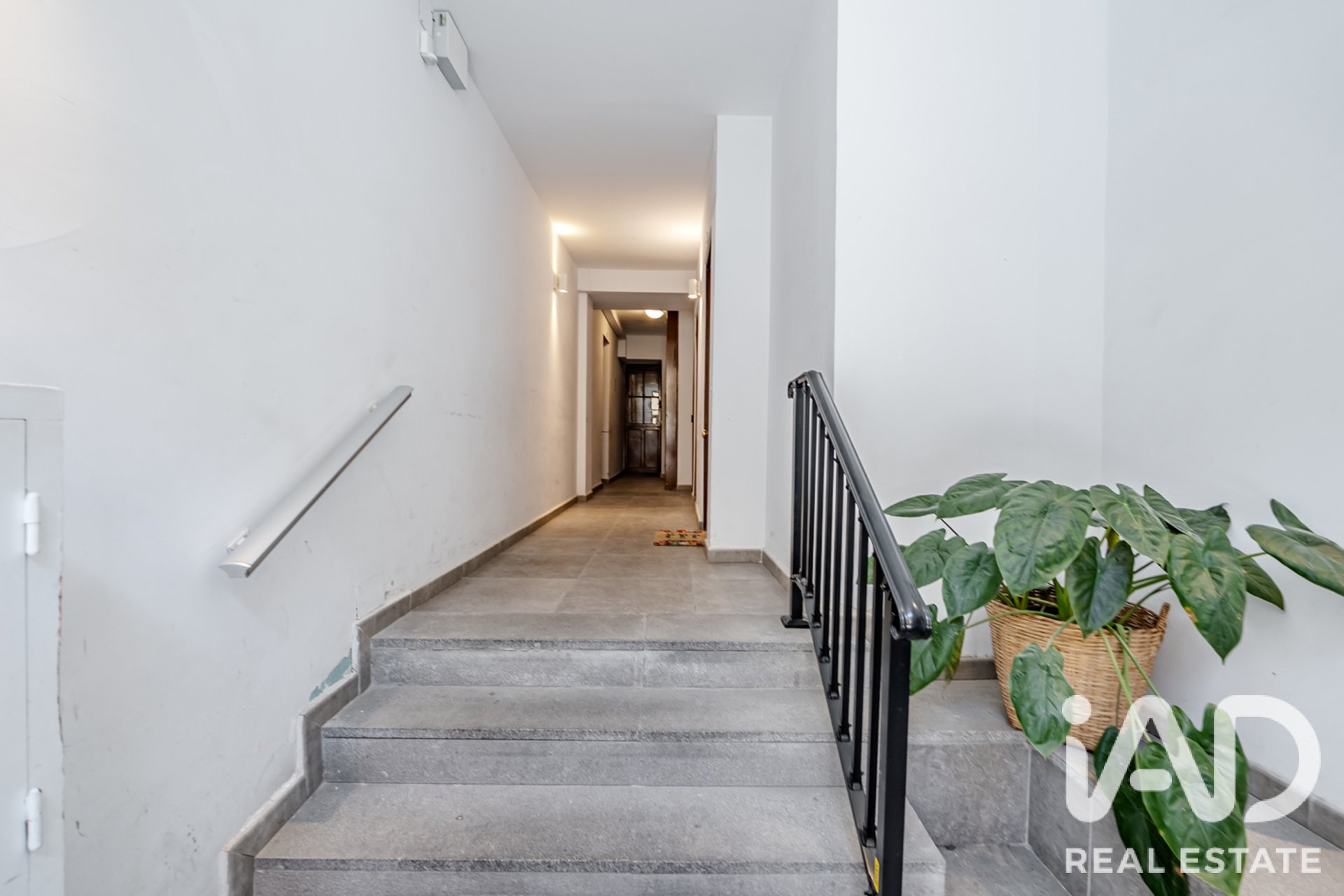 Huoneisto Madrid, Espanja 2 makuuhuonetta, 82.35 m2 No. 188094