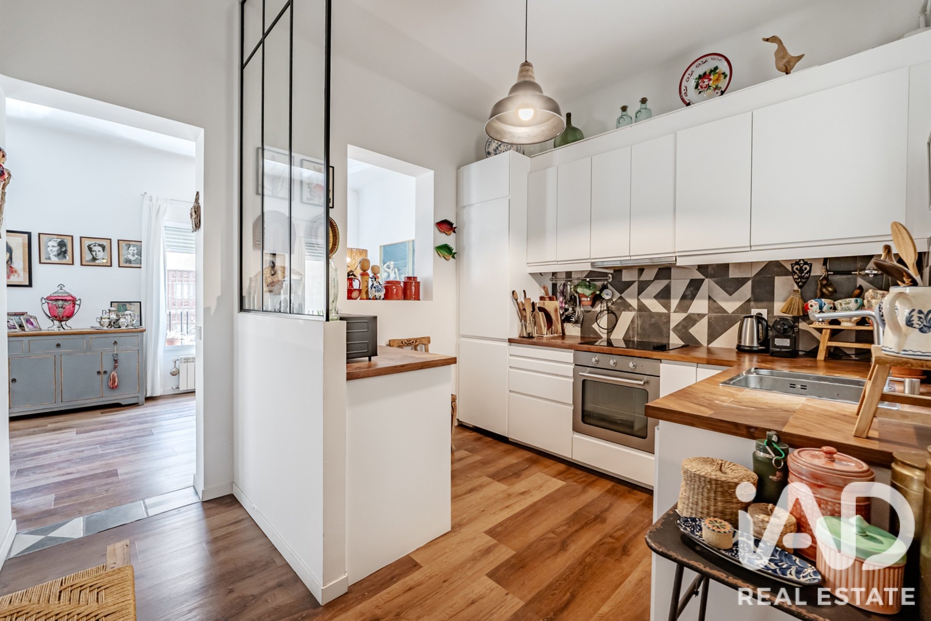 Huoneisto Madrid, Espanja 2 makuuhuonetta, 82.35 m2 No. 188094