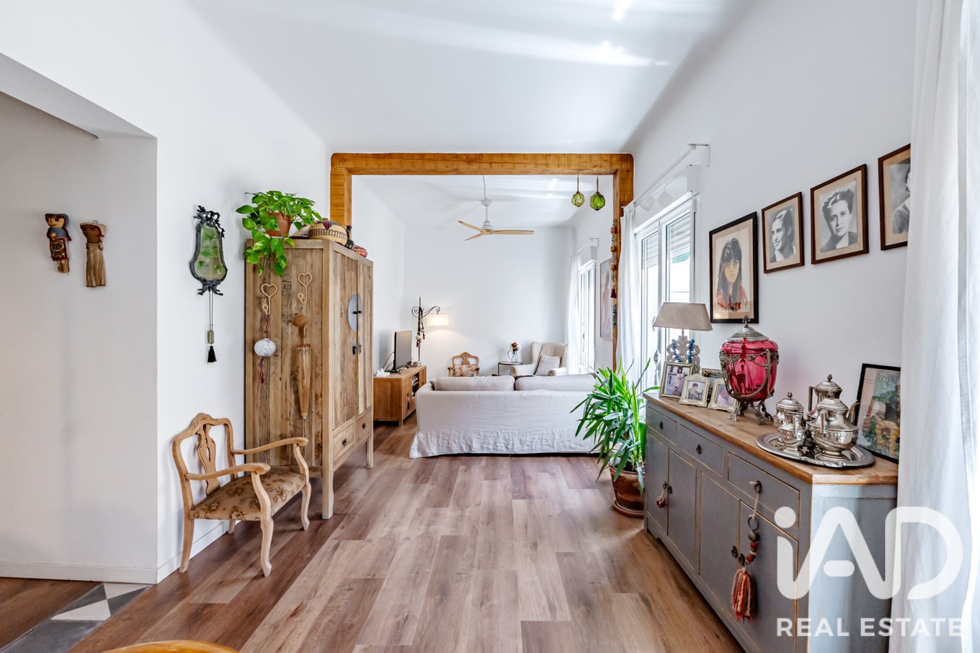 Huoneisto Madrid, Espanja 2 makuuhuonetta, 82.35 m2 No. 188094