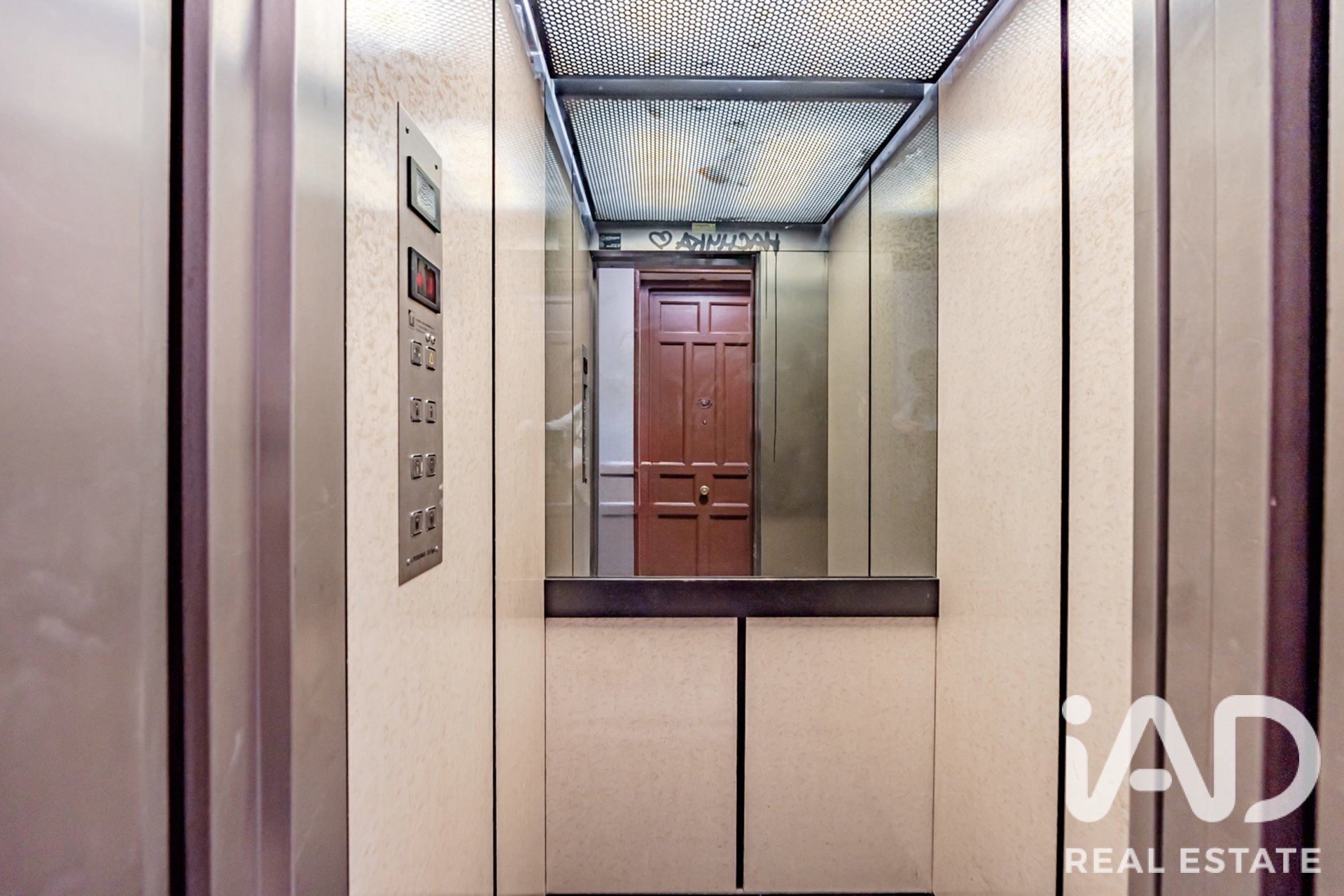 Huoneisto Madrid, Espanja 2 makuuhuonetta, 82.35 m2 No. 188094