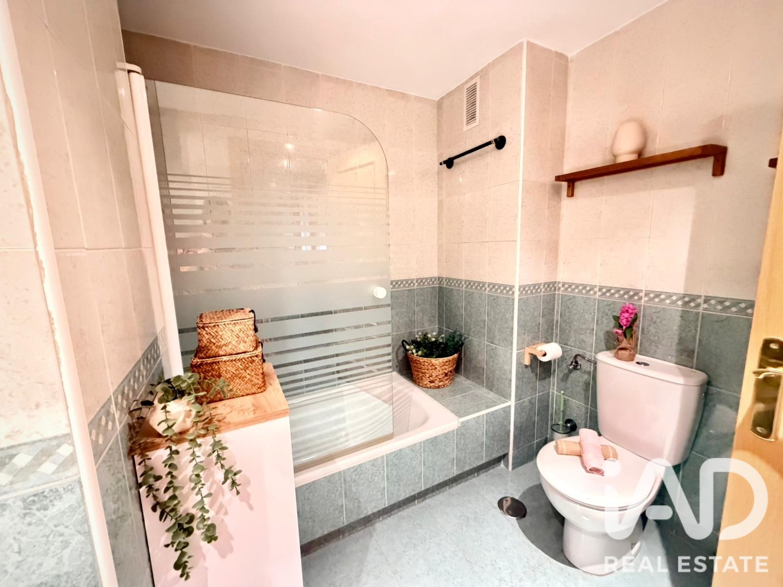 Huoneisto Madrid, Espanja 3 makuuhuonetta, 163 m2 No. 188093