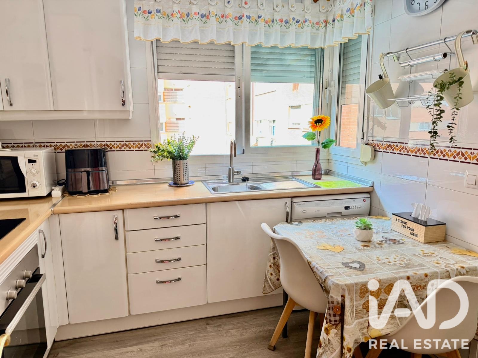 Huoneisto Madrid, Espanja 3 makuuhuonetta, 163 m2 No. 188093