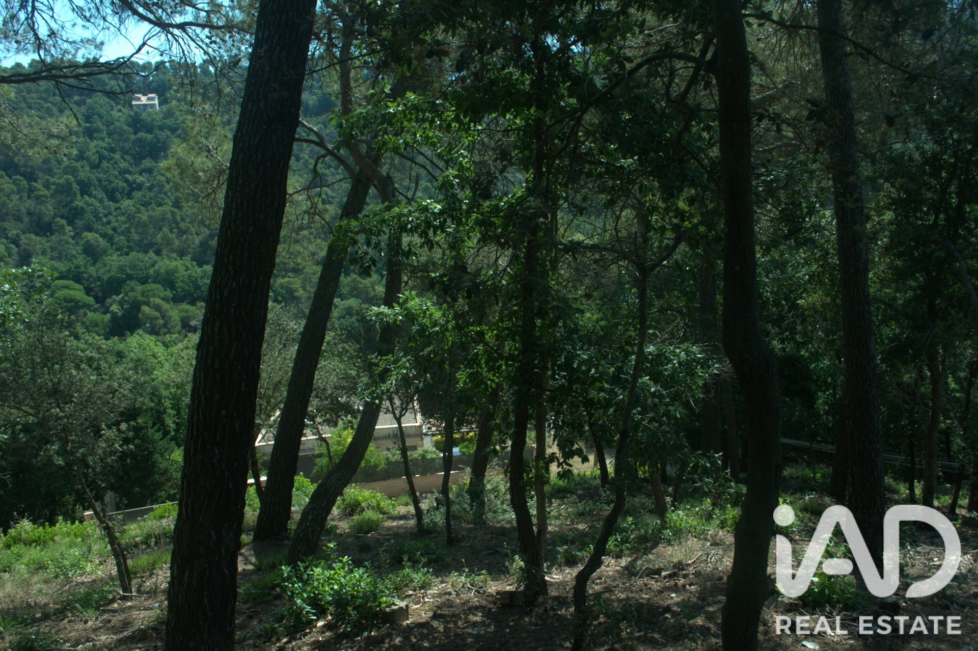 Land plot in Sant Cugat Del Valles, Barcelona, Spain 1029 sq.m. No. 188090
