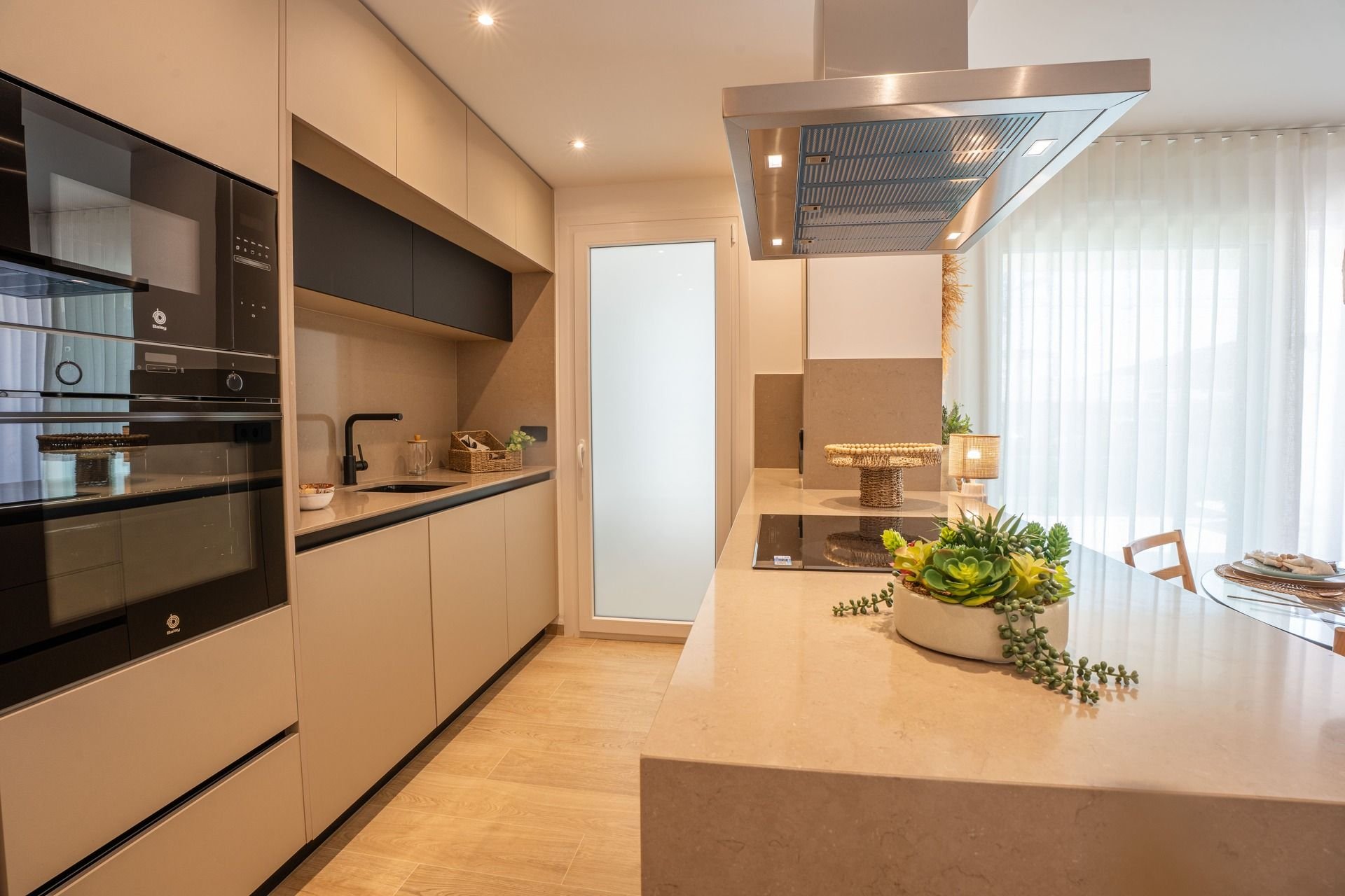 Apartment in Alicante, Spain 2 bedrooms, 75 sq.m. No. 155977