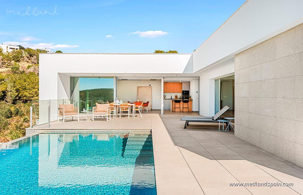 Villa i Cumbre Del Sol, Alicante, Spanien 4 sovrum, 142 kvm. Nr. 163050