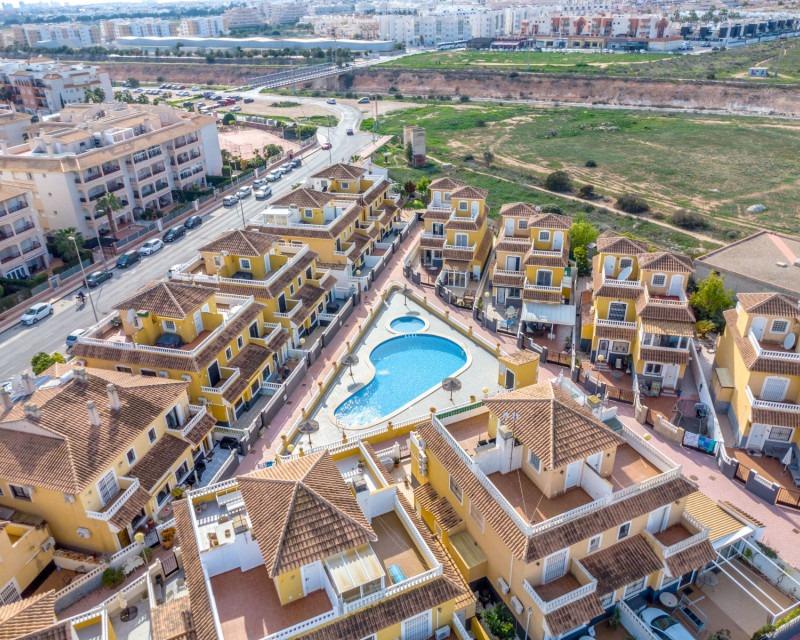 Dvīņu māja Alicante, Spānijā 3 istabas, 95 m2 Nr. 196760