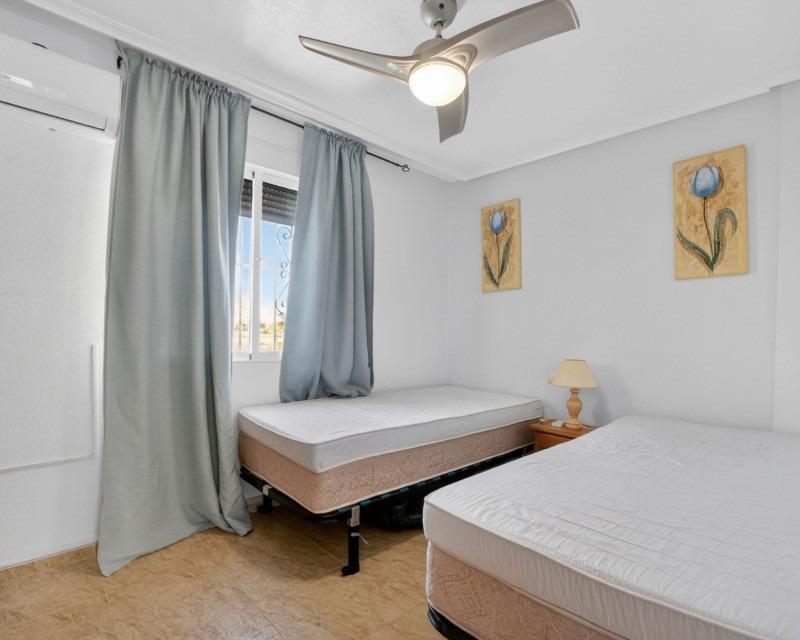 Dvīņu māja Alicante, Spānijā 3 istabas, 95 m2 Nr. 196760