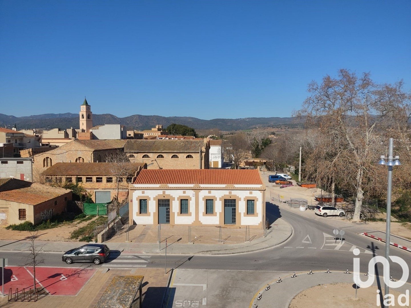 Commercial property à Llorenc Del Penedes, Tarragona, Espagne 571 m2 No. 153666