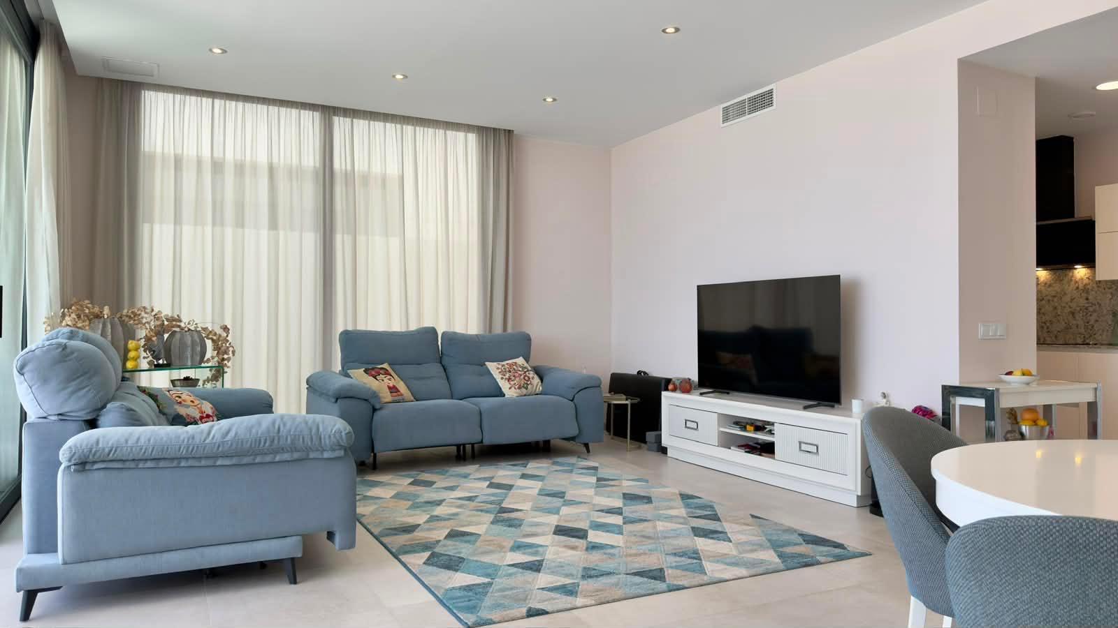 Villa a Calpe, Alicante, Spagna 4 camere da letto, 367 mq. N° 194955