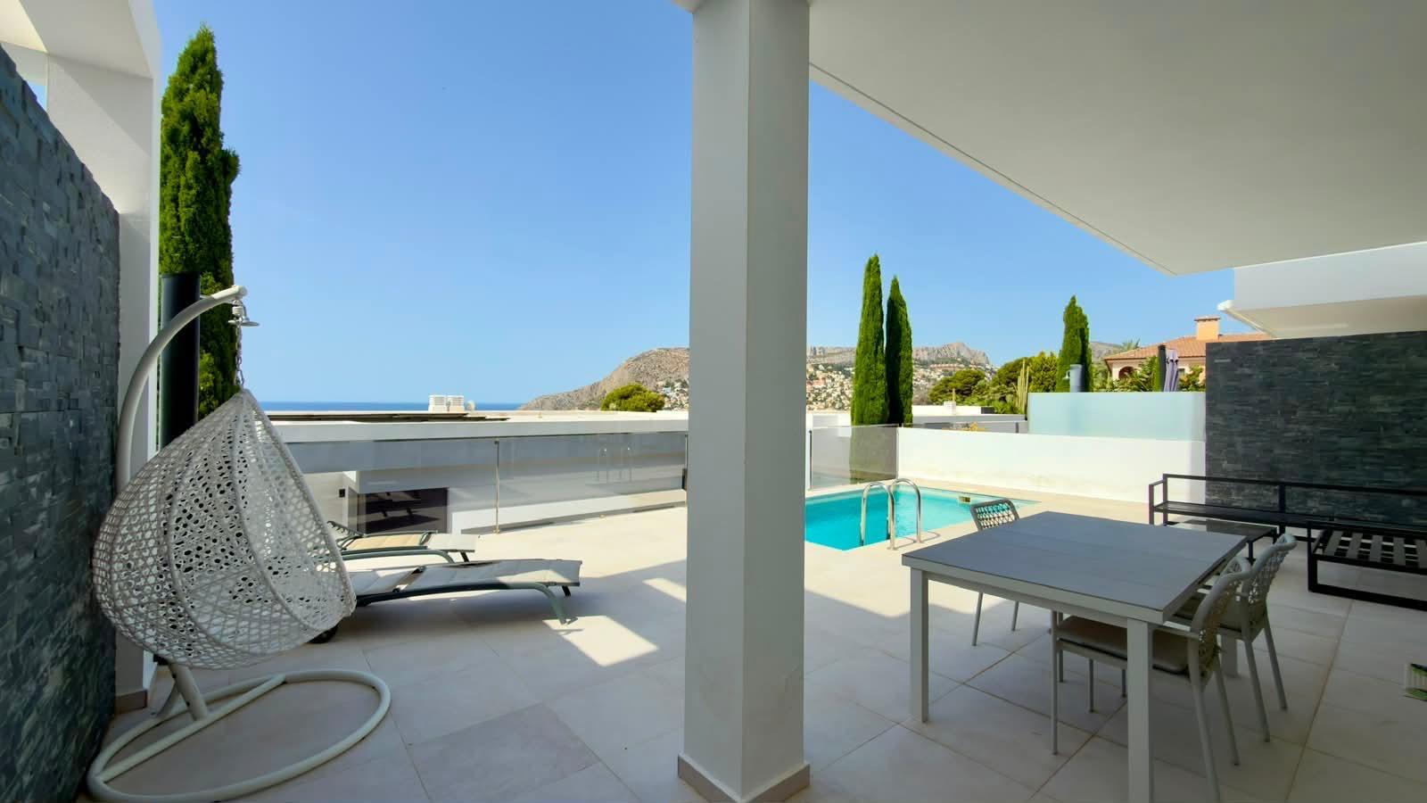 Villa a Calpe, Alicante, Spagna 4 camere da letto, 367 mq. N° 194955