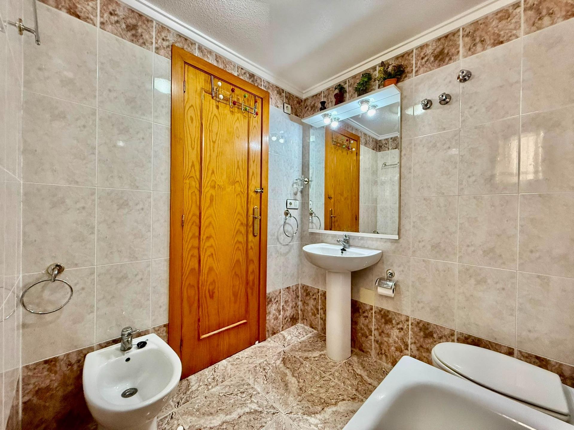 Wohnung in Torrevieja, Alicante, Spanien 2 Schlafzimmer, 66 m2 Nr. 194949