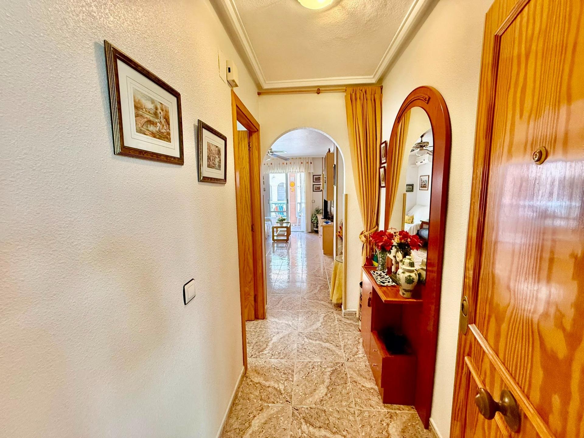 Wohnung in Torrevieja, Alicante, Spanien 2 Schlafzimmer, 66 m2 Nr. 194949