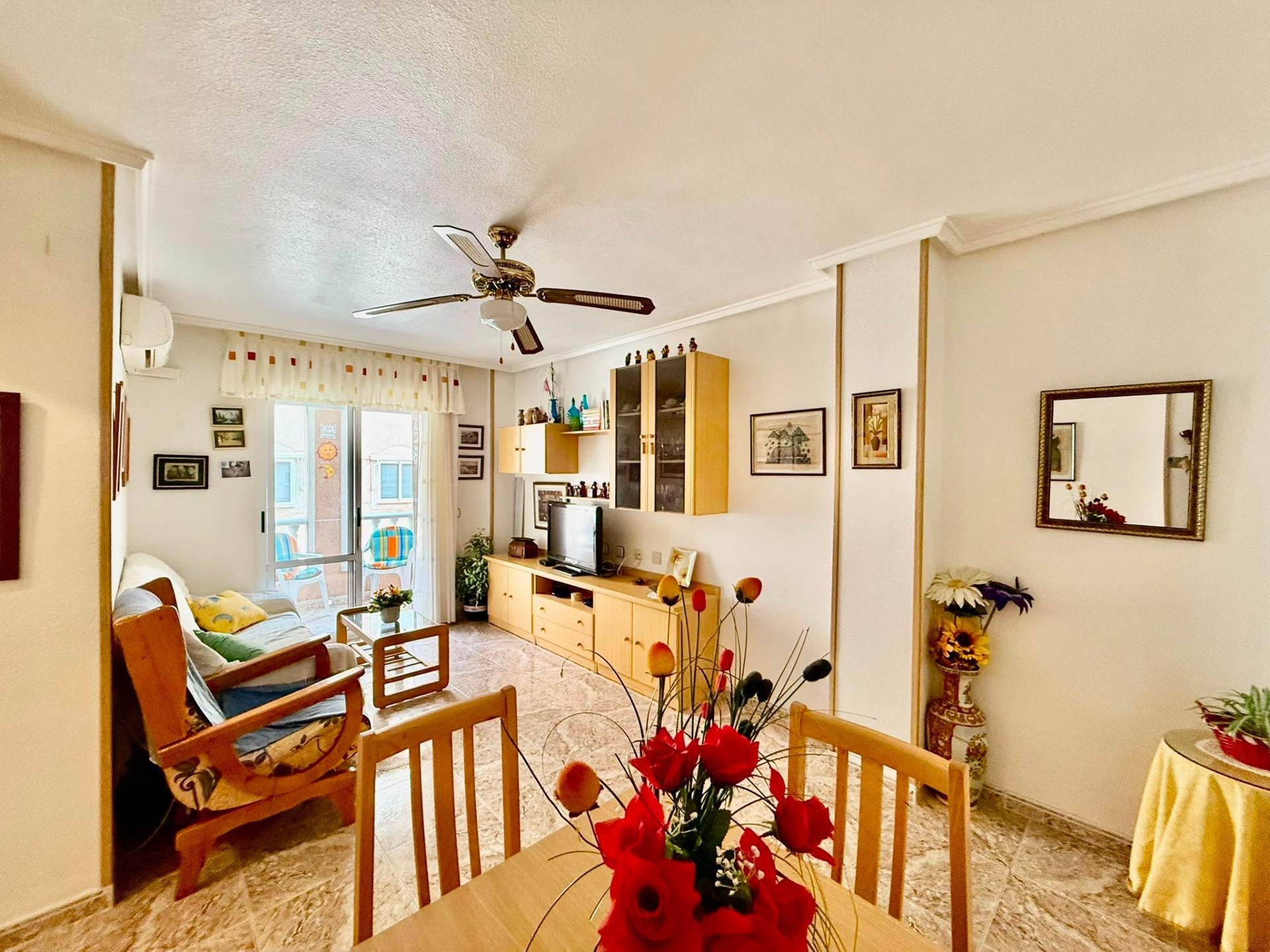 Wohnung in Torrevieja, Alicante, Spanien 2 Schlafzimmer, 66 m2 Nr. 194949