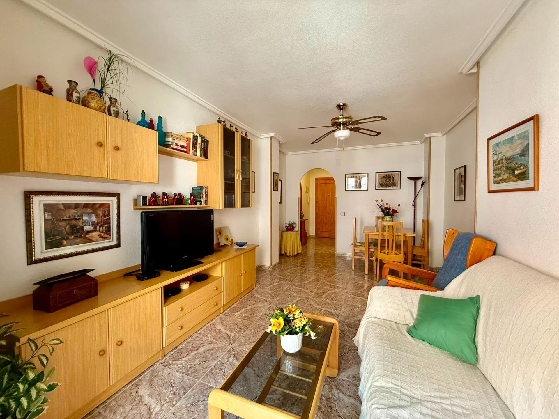 Wohnung in Torrevieja, Alicante, Spanien 2 Schlafzimmer, 66 m2 Nr. 194949