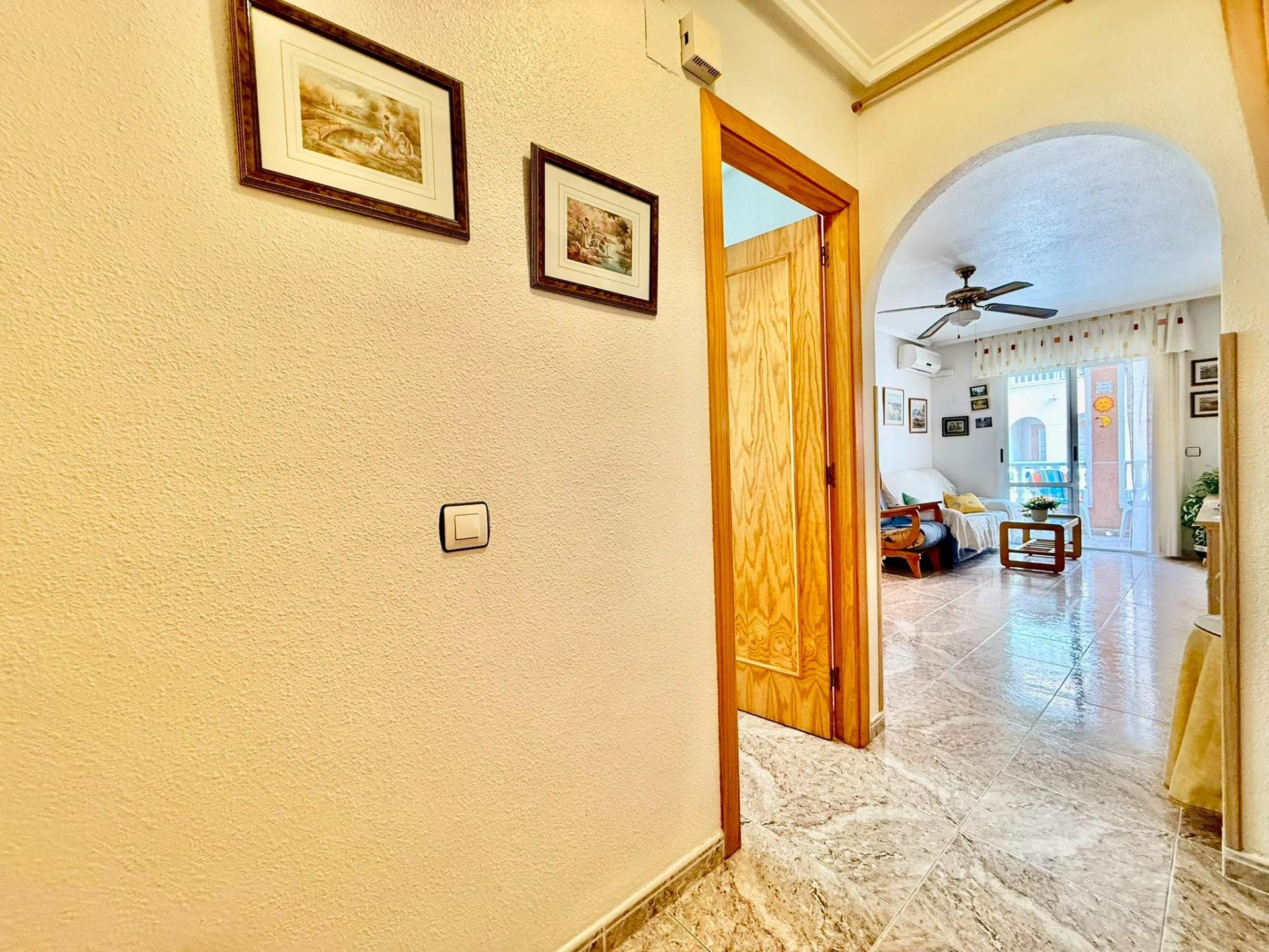 Wohnung in Torrevieja, Alicante, Spanien 2 Schlafzimmer, 66 m2 Nr. 194949