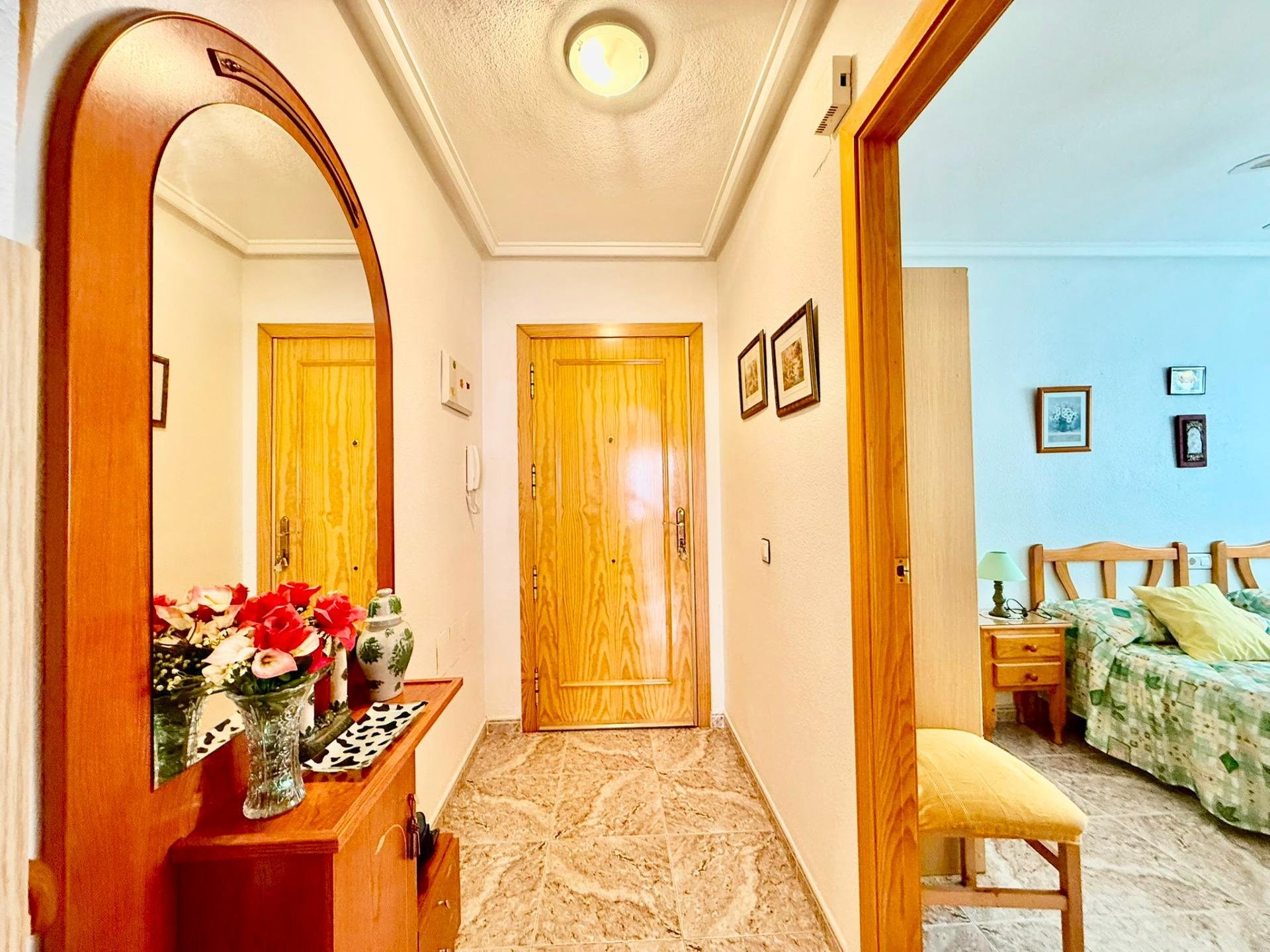 Wohnung in Torrevieja, Alicante, Spanien 2 Schlafzimmer, 66 m2 Nr. 194949